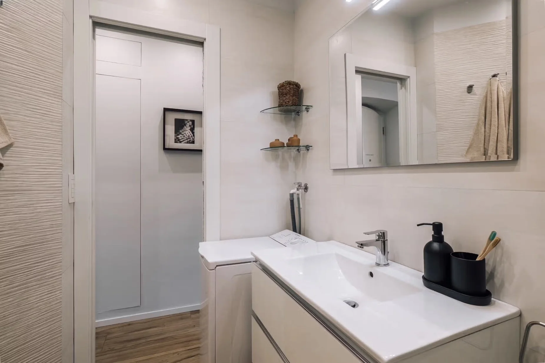 porta-romana-heights-1 bed-13.jpeg
