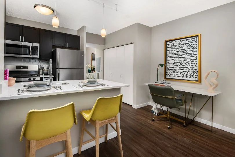 chicago-pier-suites-2 bed-3.jpg