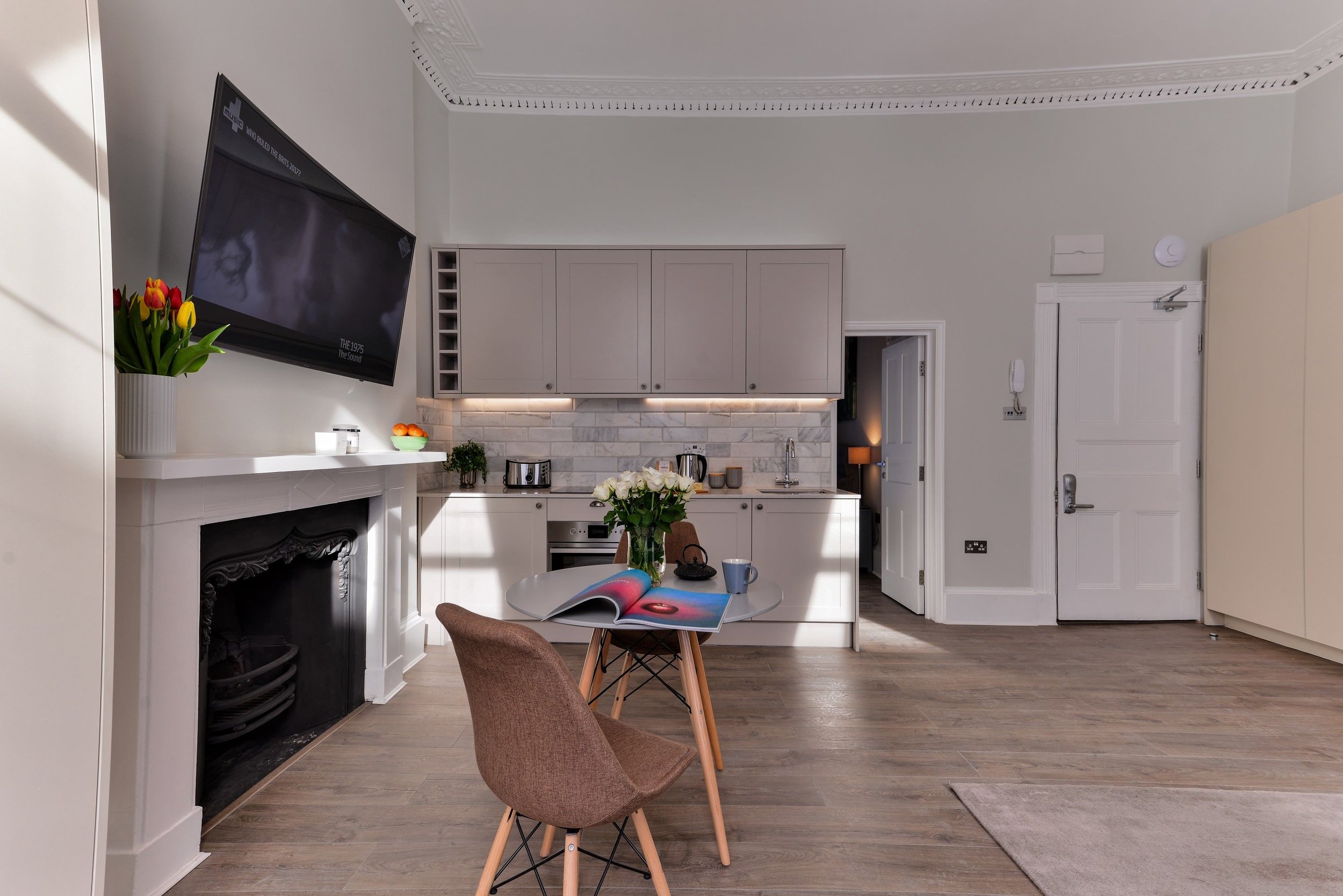 the-baker-st-corner-1 bed-8.jpg