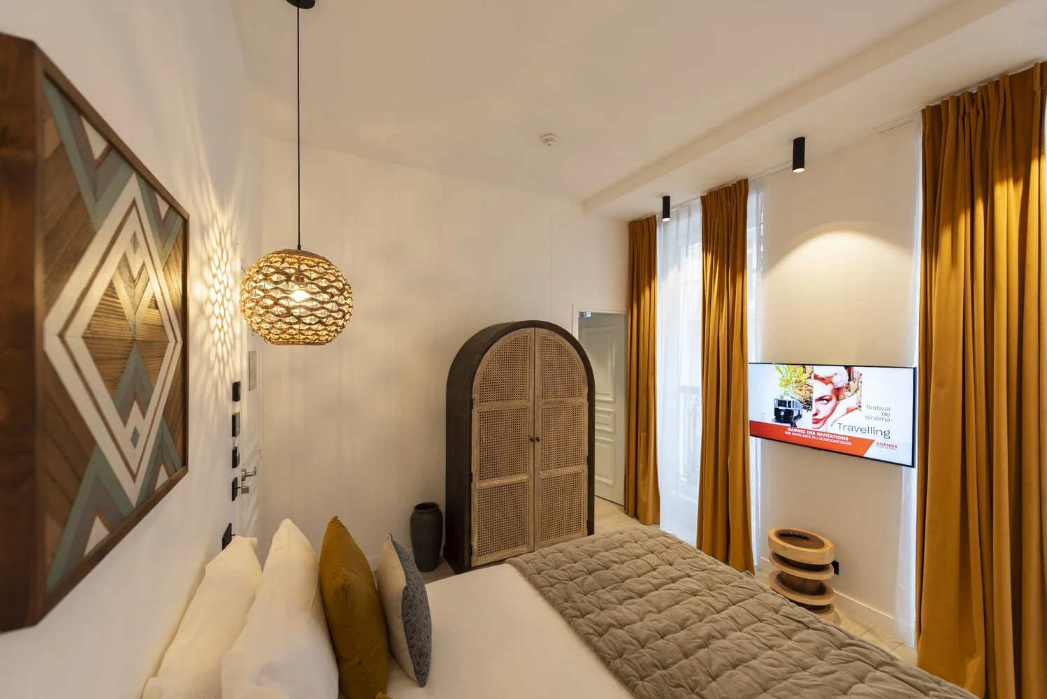 byron-residences-studio-3.jpg