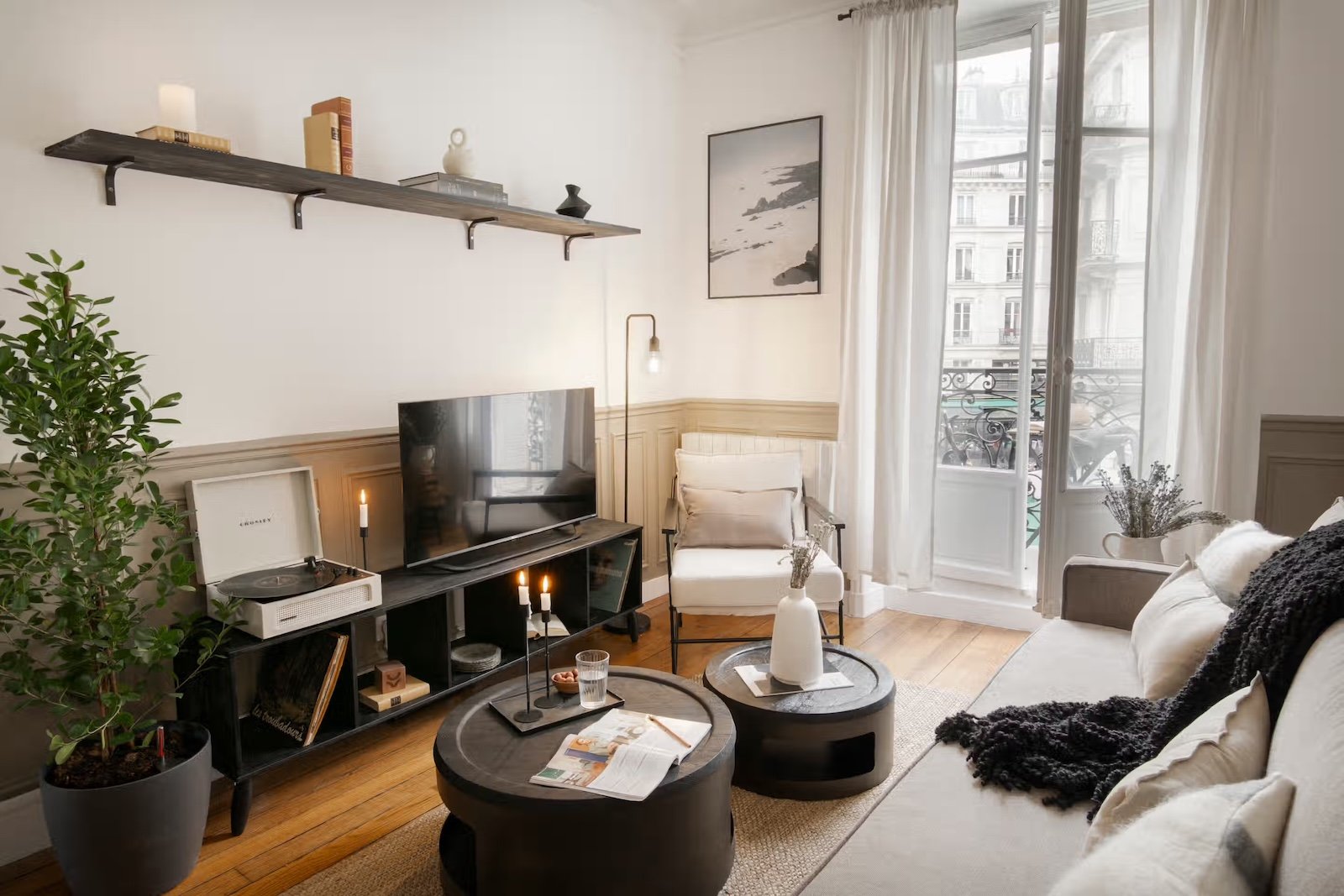 the-censier-jewel-2 bed-7.jpeg