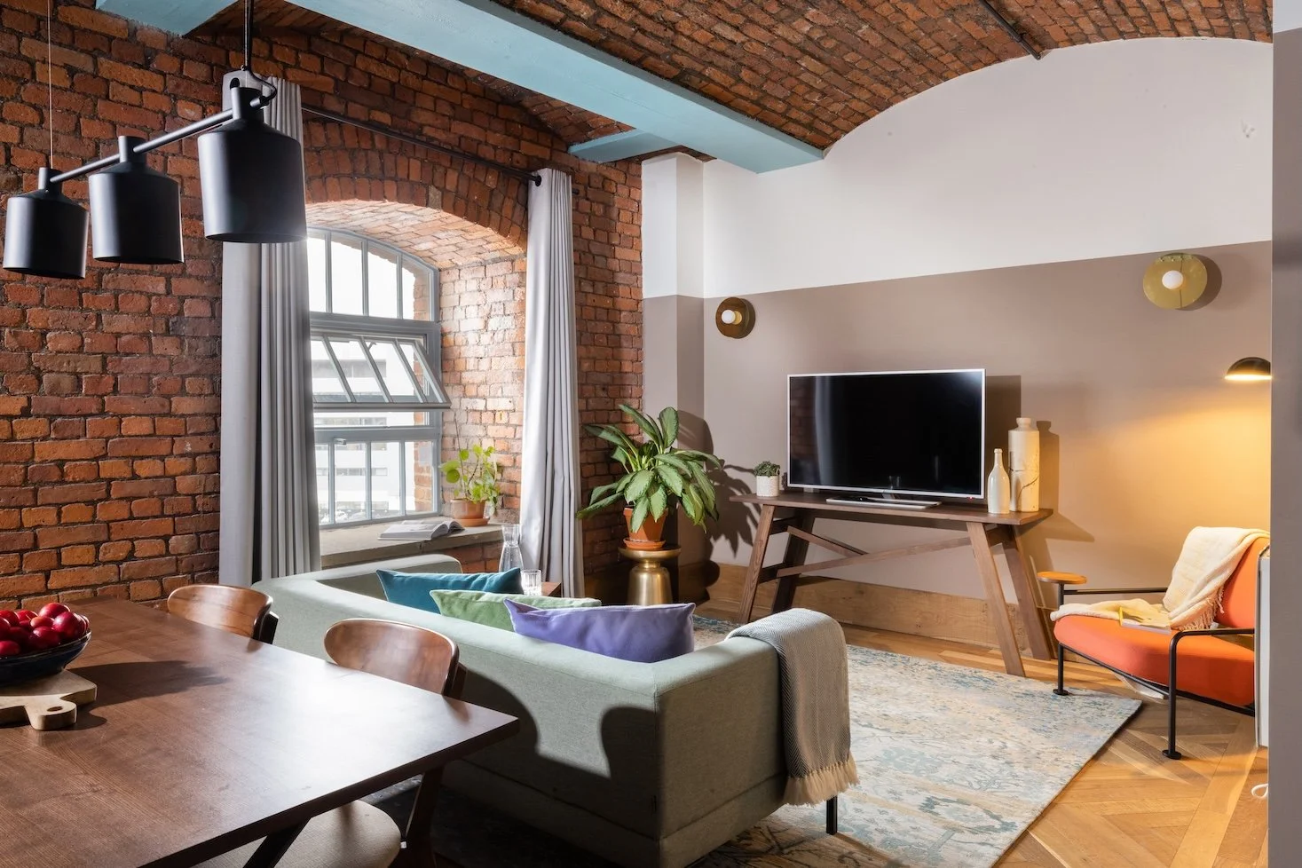 manchester-canal-side-1 bed deluxe-1.jpg