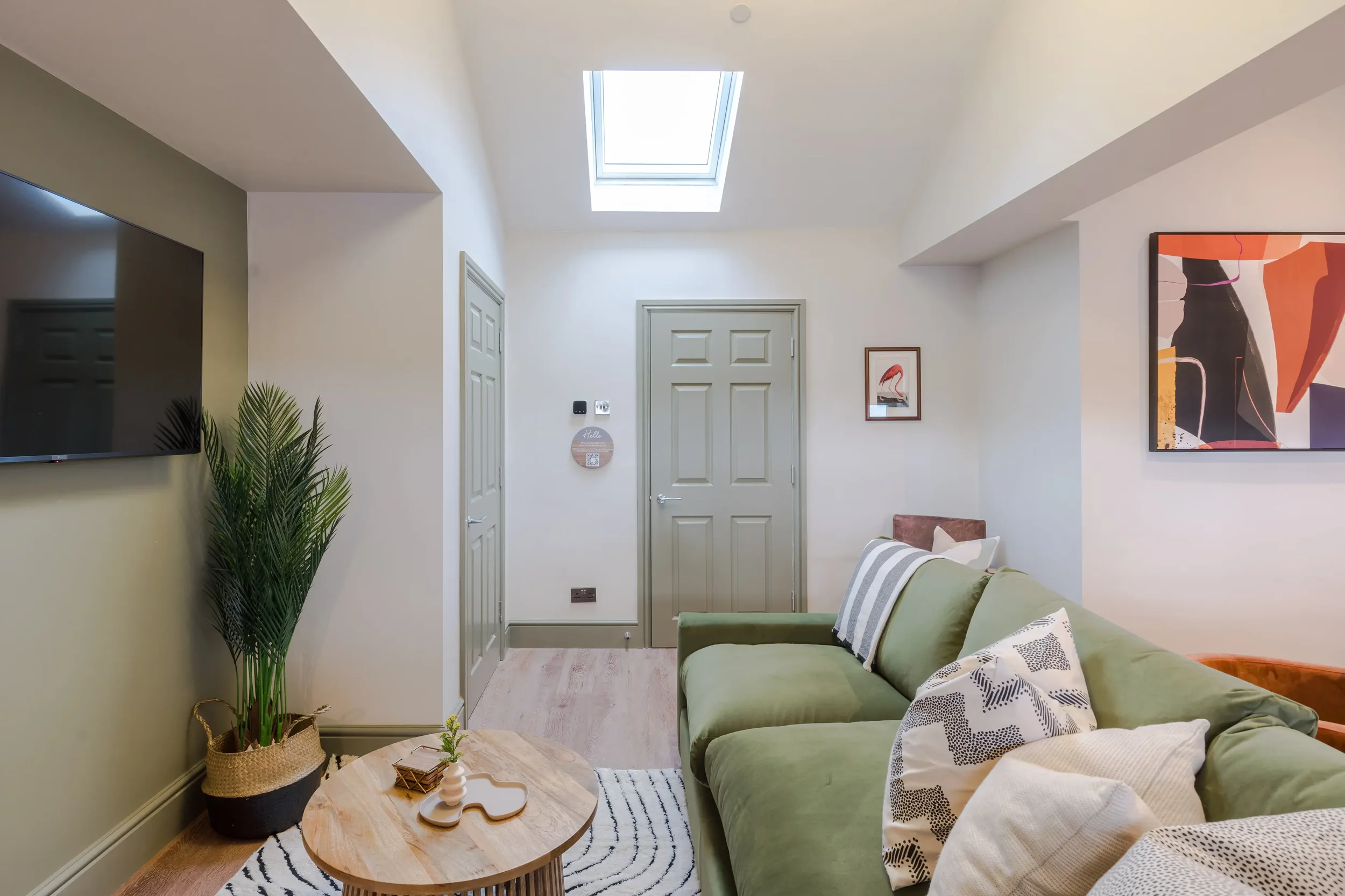 redland-house-2 bed-2.webp