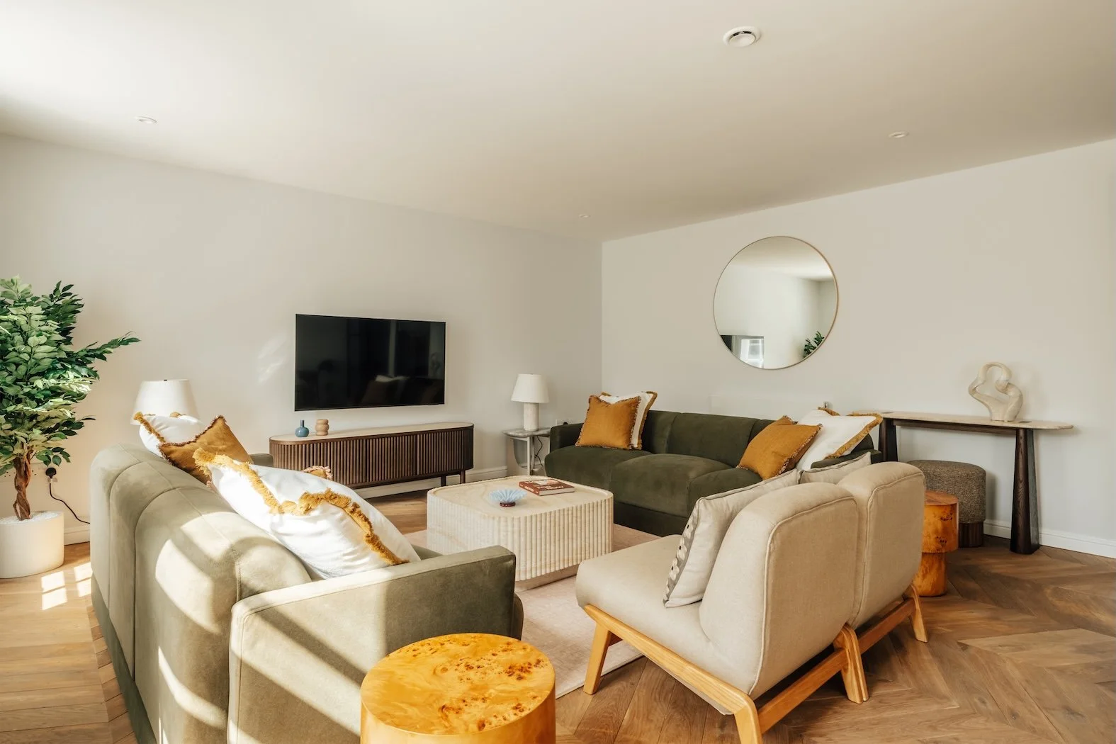 the-sloane-sq-gem-3 bed - 16.jpg