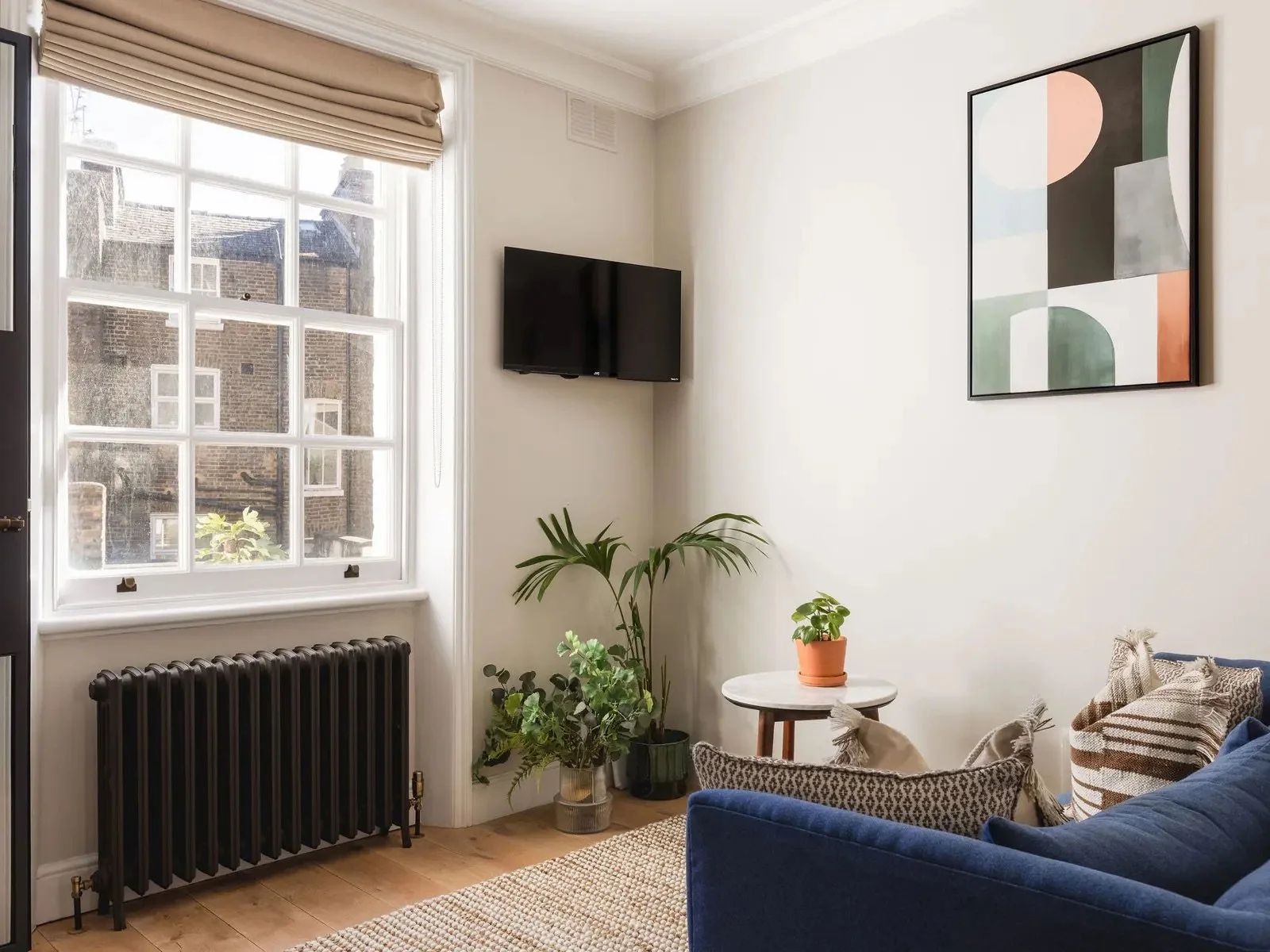 kensington-palace-quarters-1 bed-3.jpeg