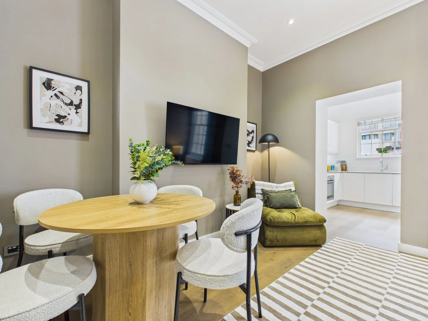 queen-sq-residences-2bed-9.jpg