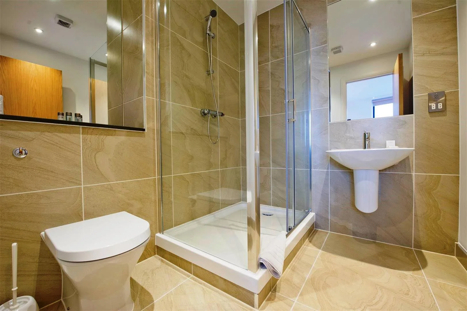 galleria-chambers-2 bed-4.jpg