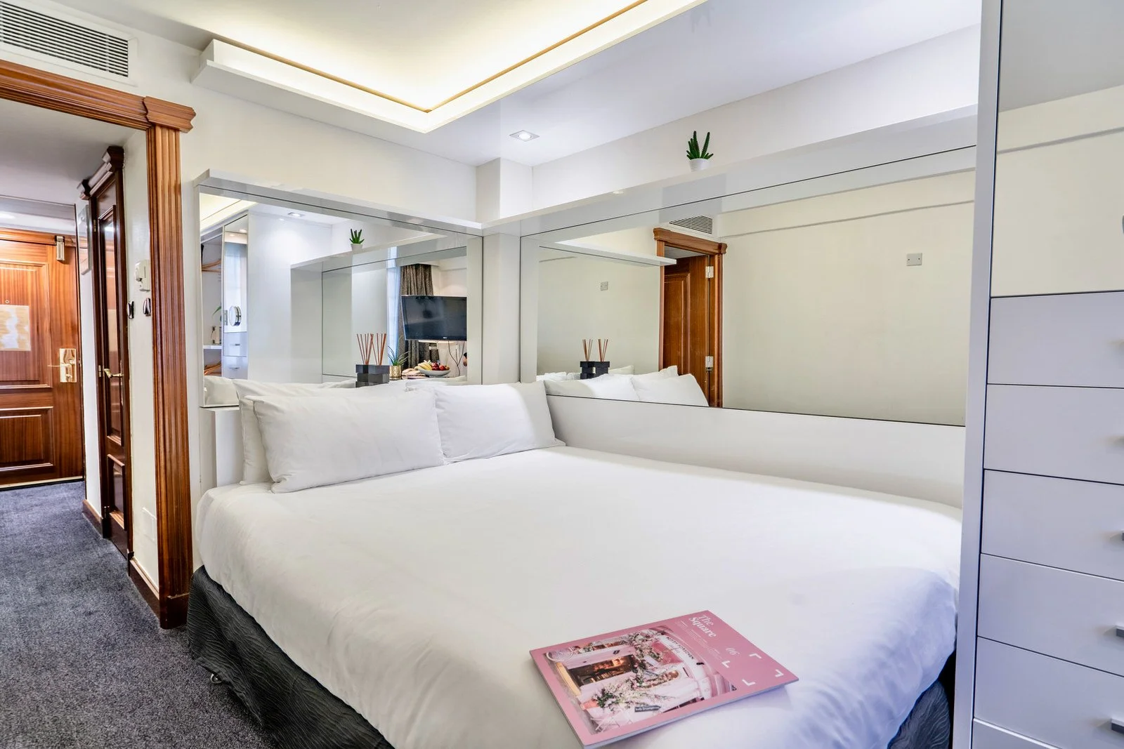 albany-residences-studio-1.jpeg