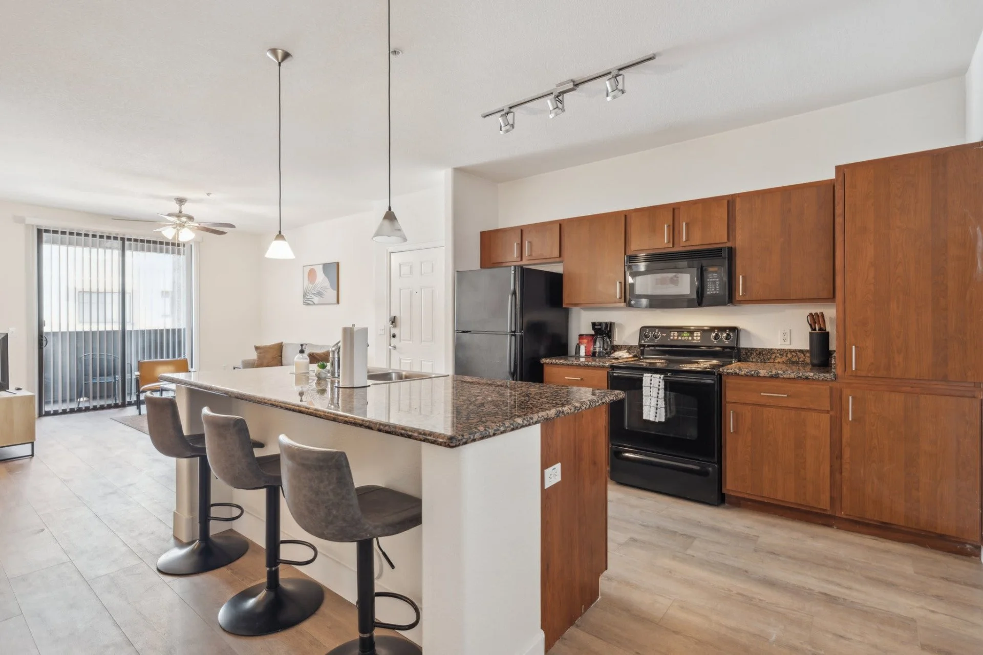 glendale-quarters-2 bed-3.jpg