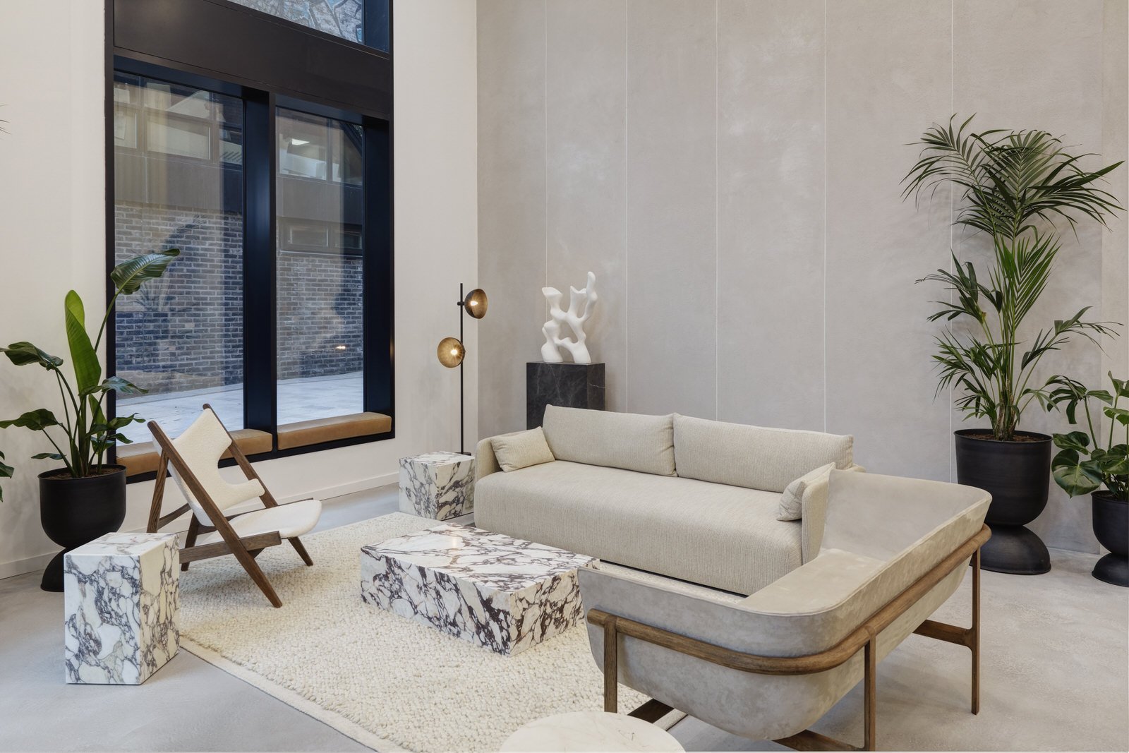 STAY_DockrayPlace_GuestLounge_2-edited.jpg