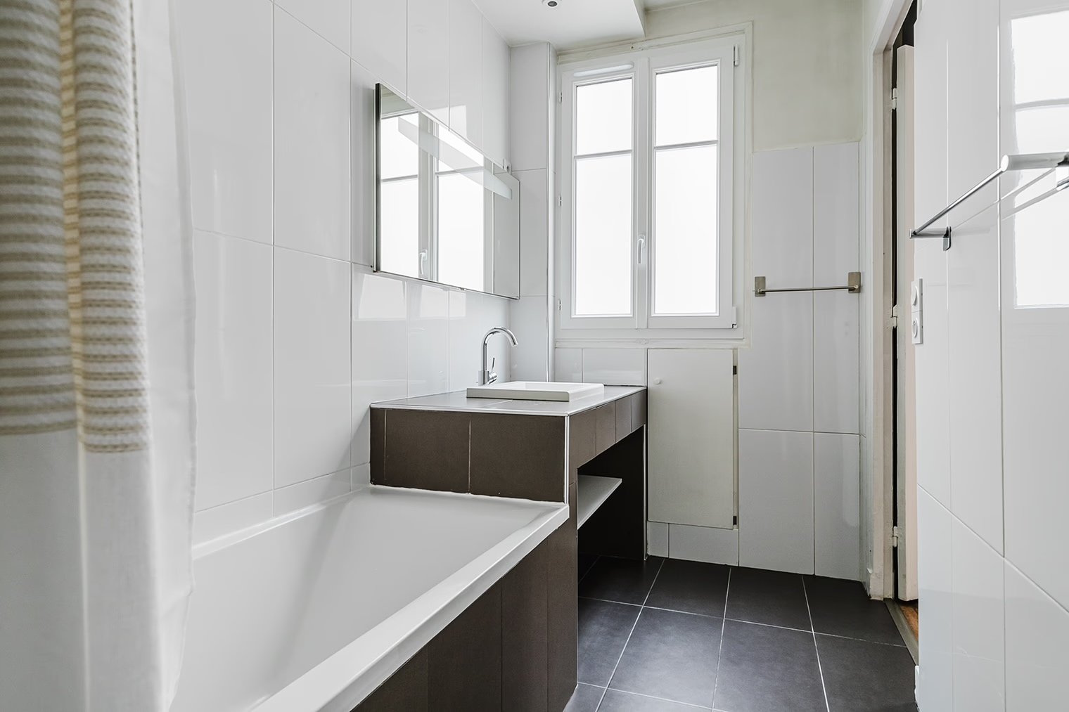 louis-bleriot-suites-3bed-4.jpeg