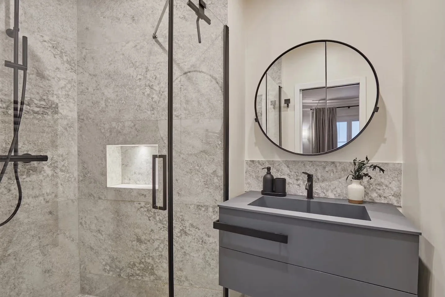 republique-suites-3 bed-20.jpeg