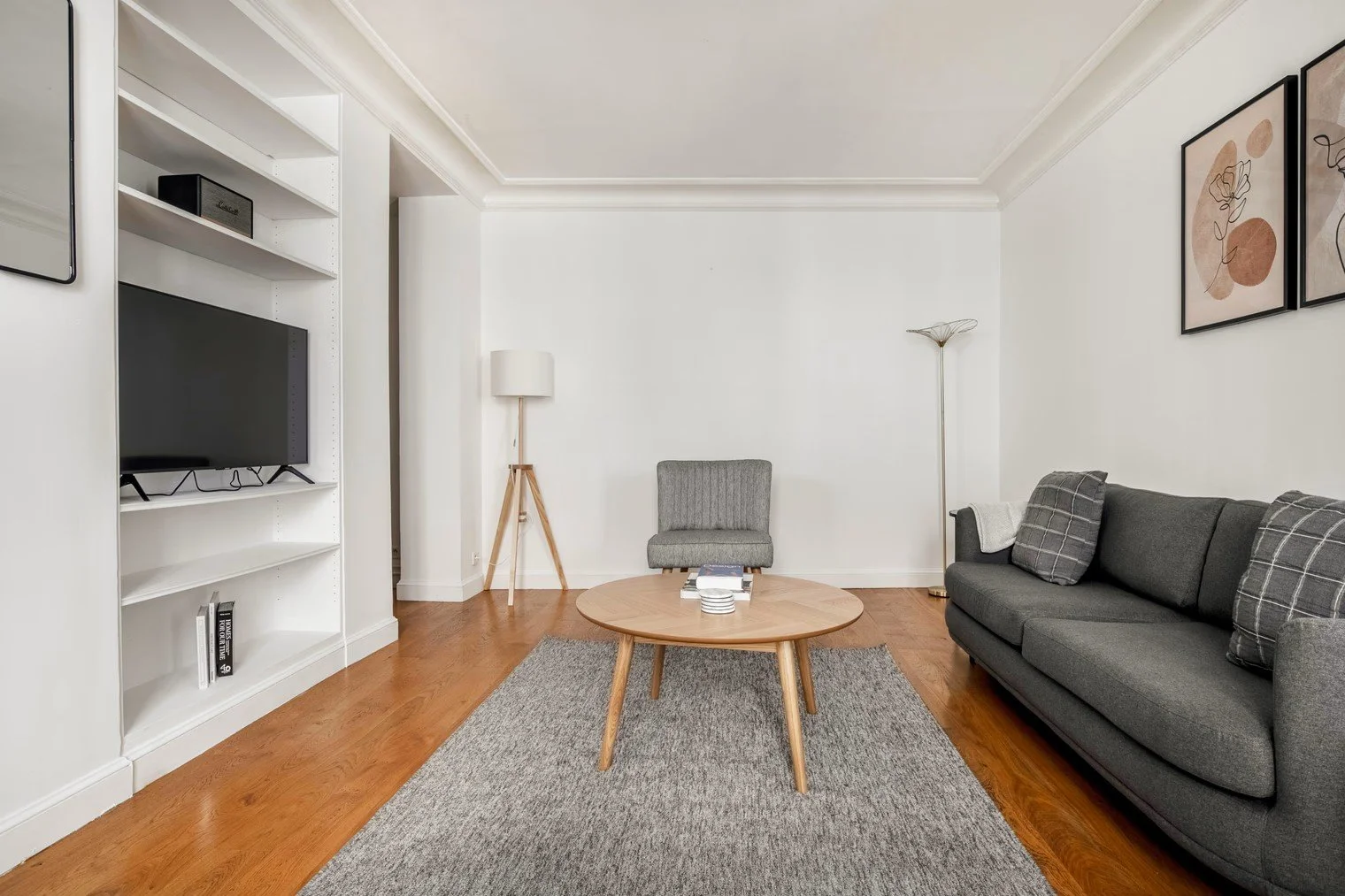 louvre-quarters-1bed- (7).jpg