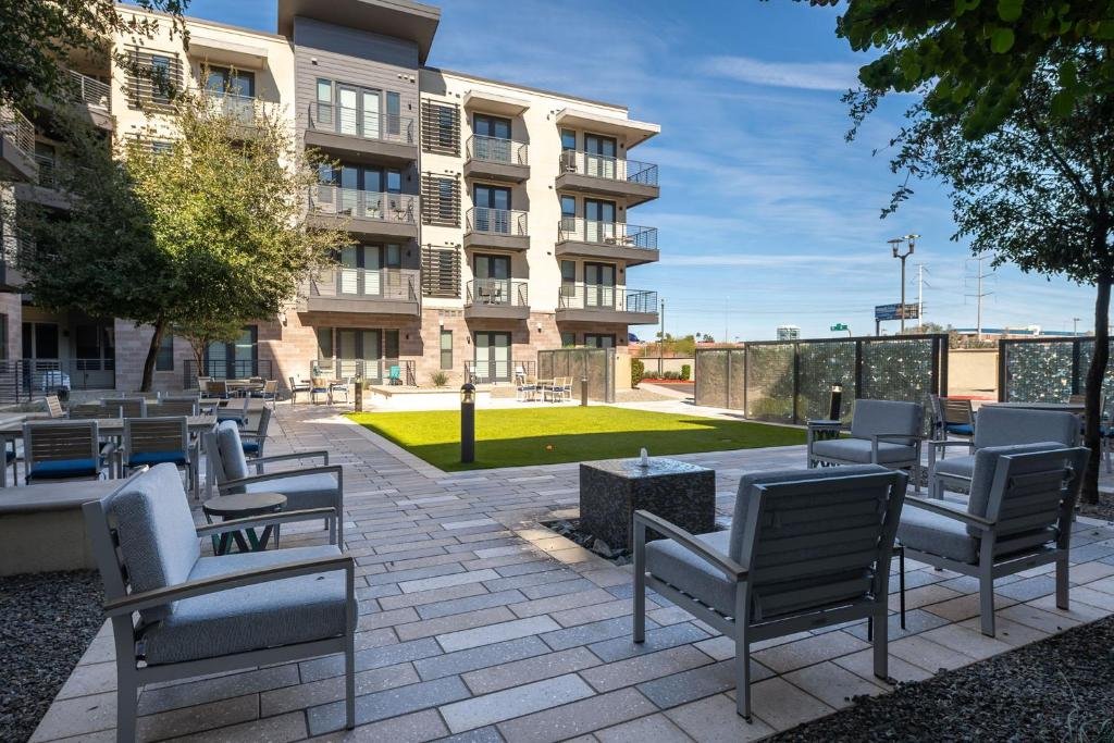 tempe-lakeside-residences-facilities-2.jpg
