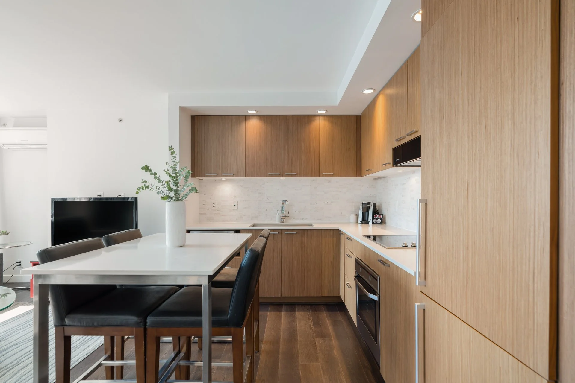the-vancouver-heights-studio-5.jpg