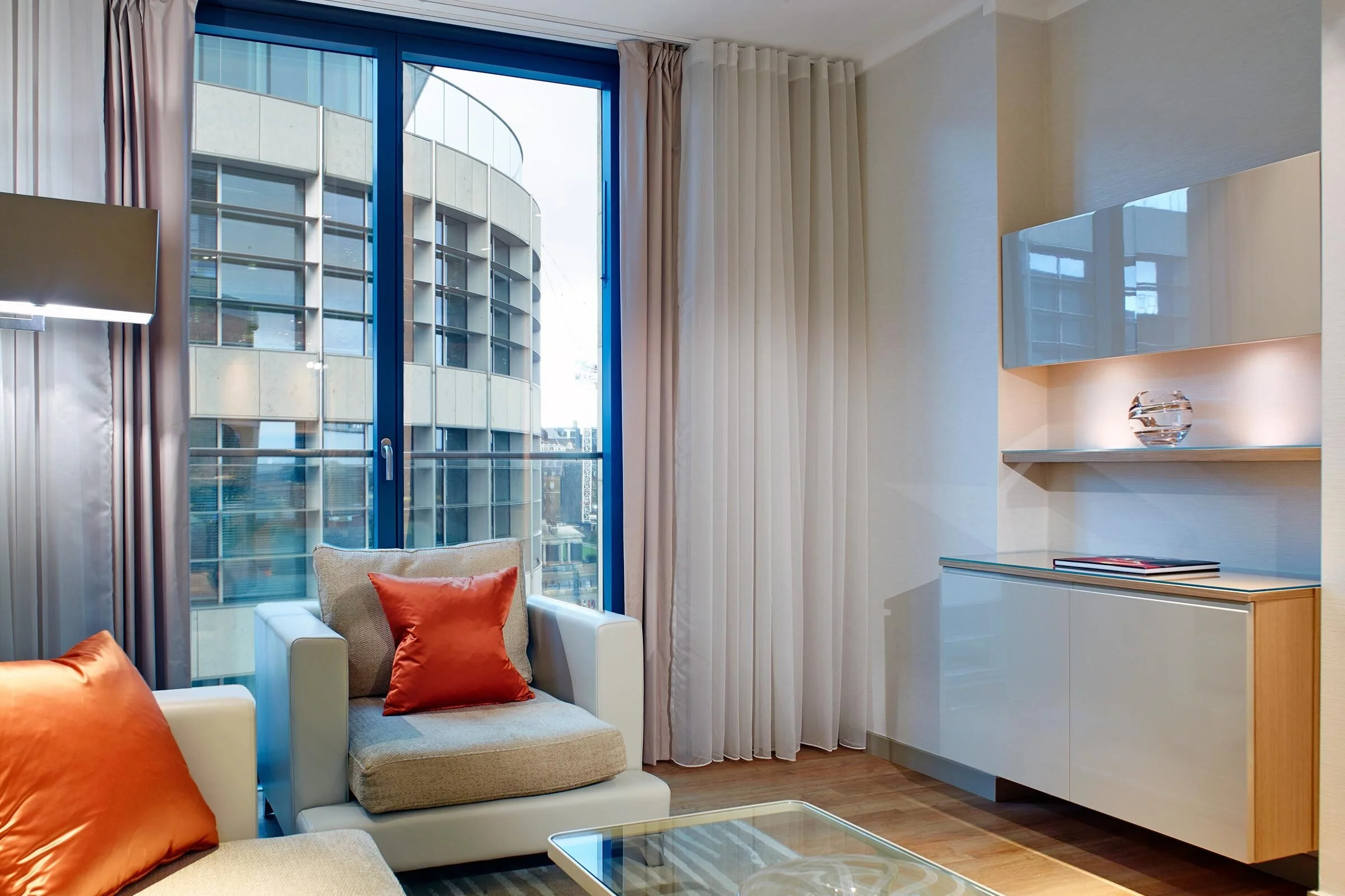 tower-of-london-1bed-3.jpg