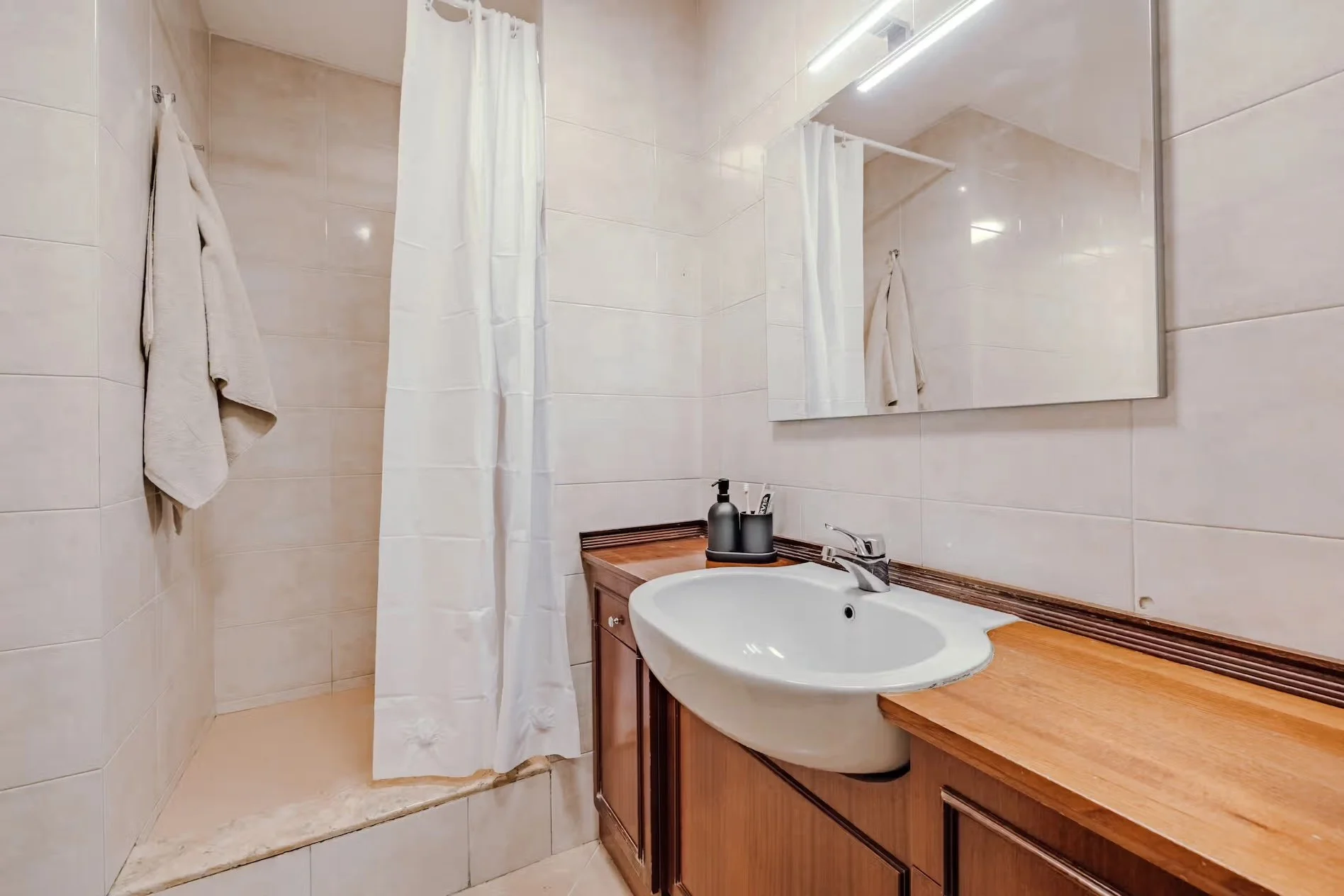cinque-vie-residences-3 bed-19.jpeg