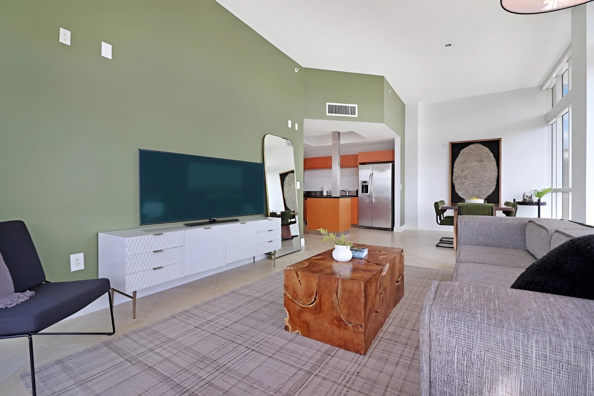 atlantic-blvd-suites-3 bed-8.jpg