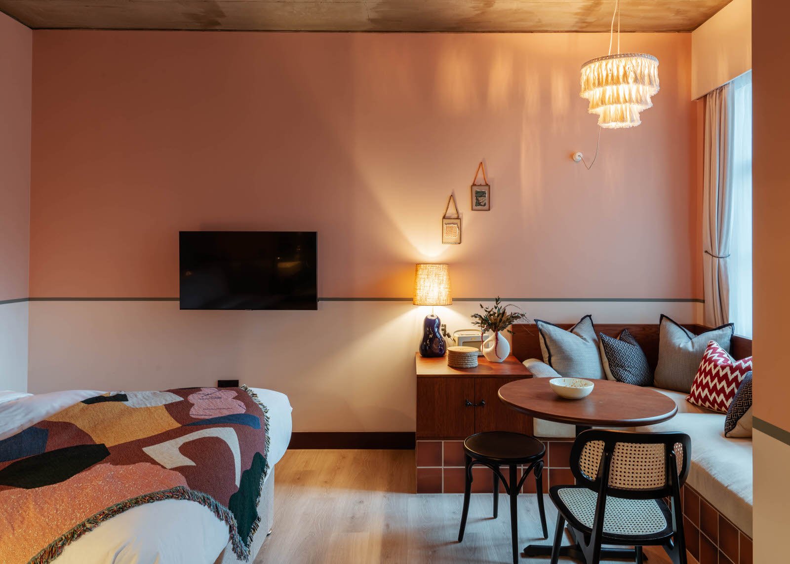chiswick-suites-studio-deluxe-3.jpg