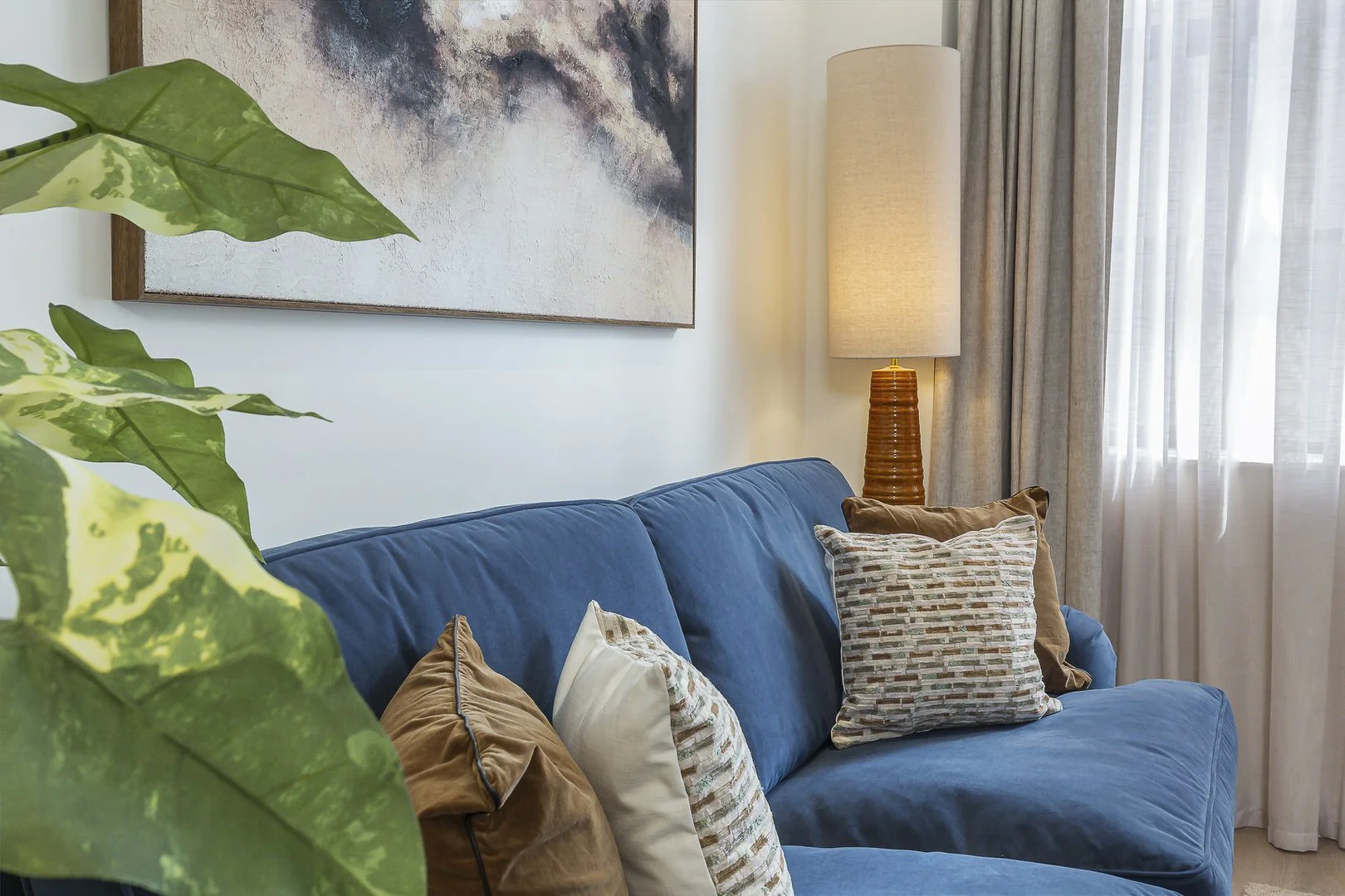 whitecross-collection-1bed-8.jpg