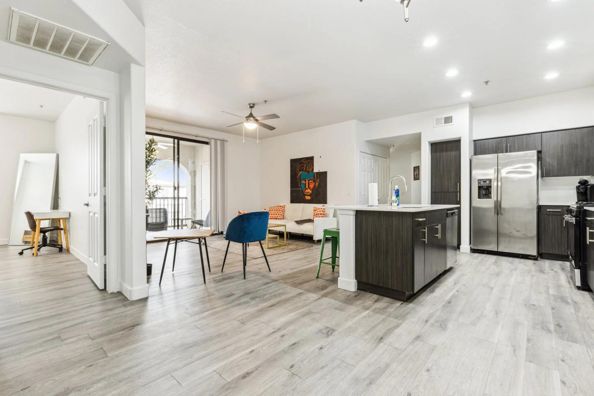cabela-residences-3 bed-9.jpg