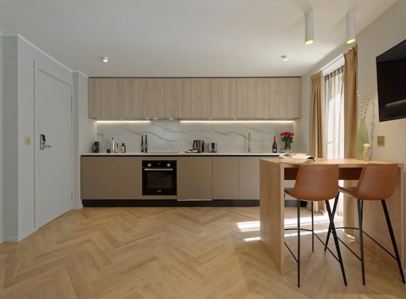 the-foulis-residence-studio 4-2.jpg