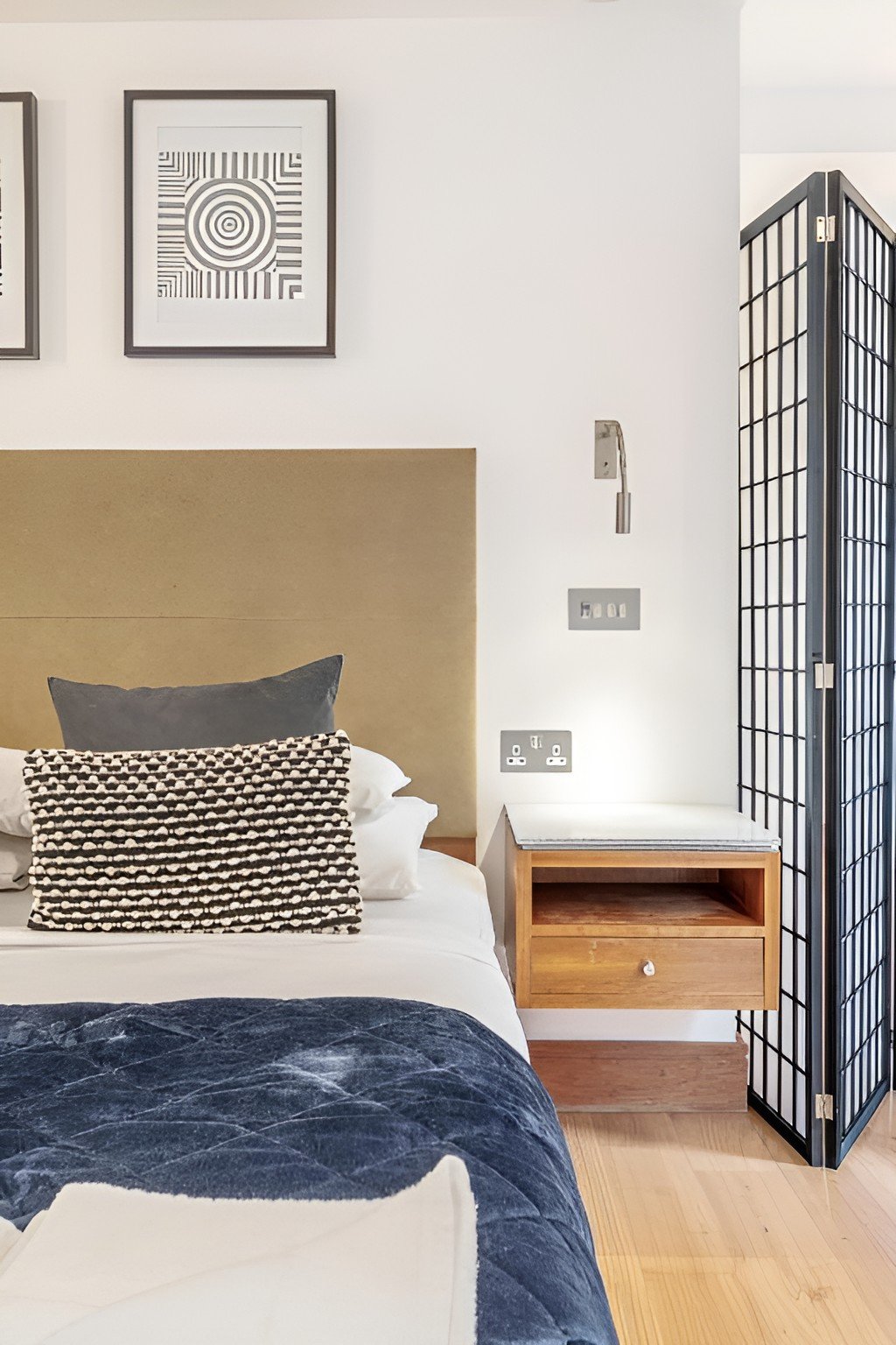 vine-st-1bed-deluxe-2.jpg