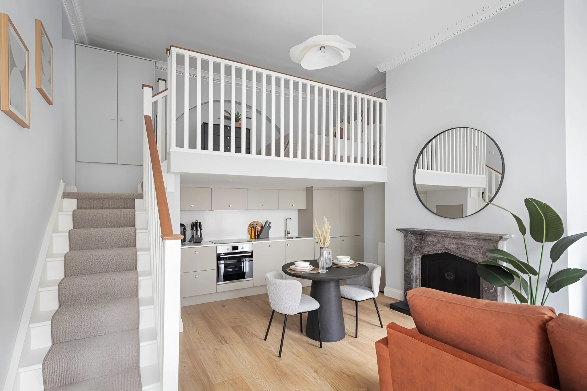 02-the-fitzwilliam-suites-studio-2.jpg