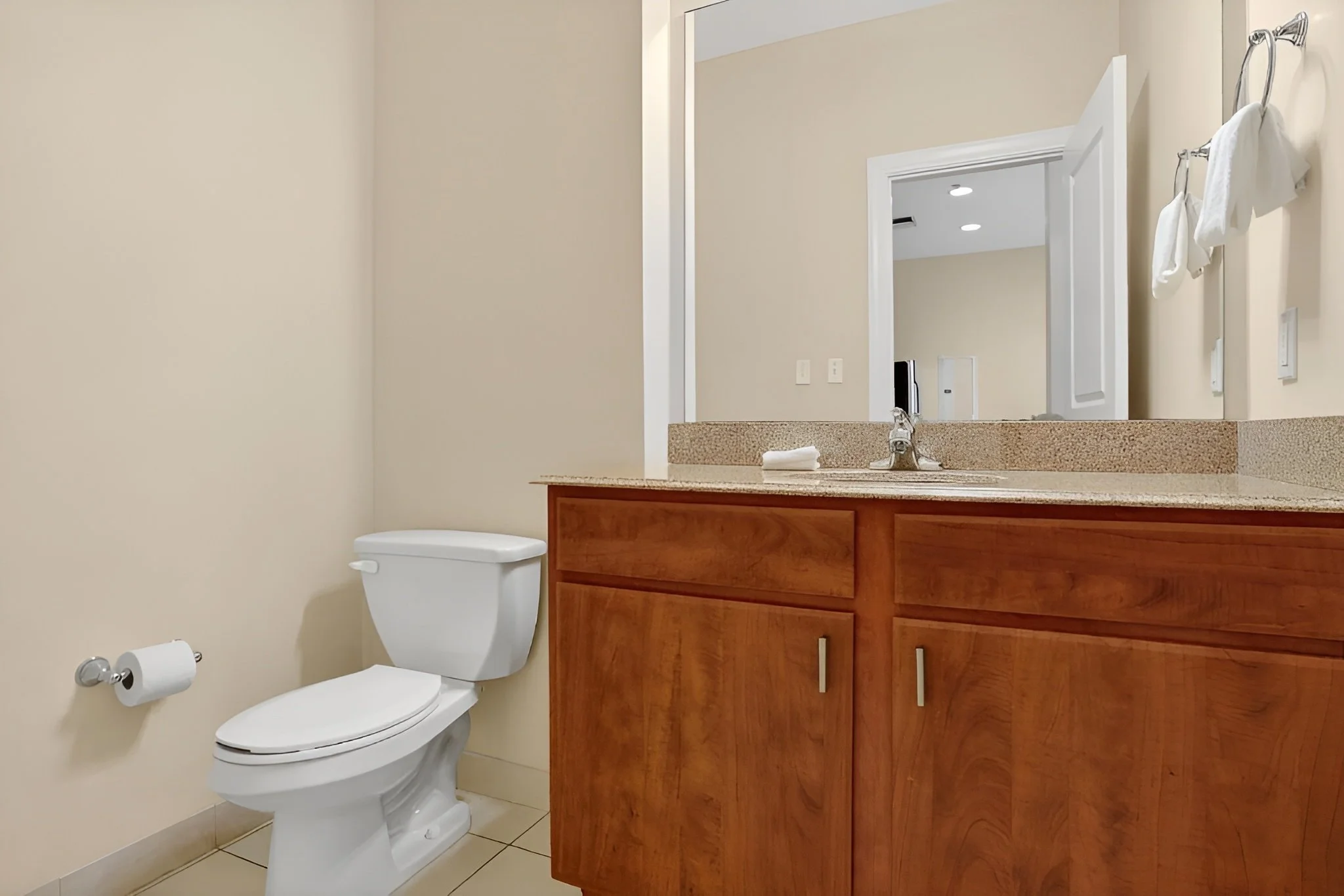 new-orleans-views-2bed-8.jpg