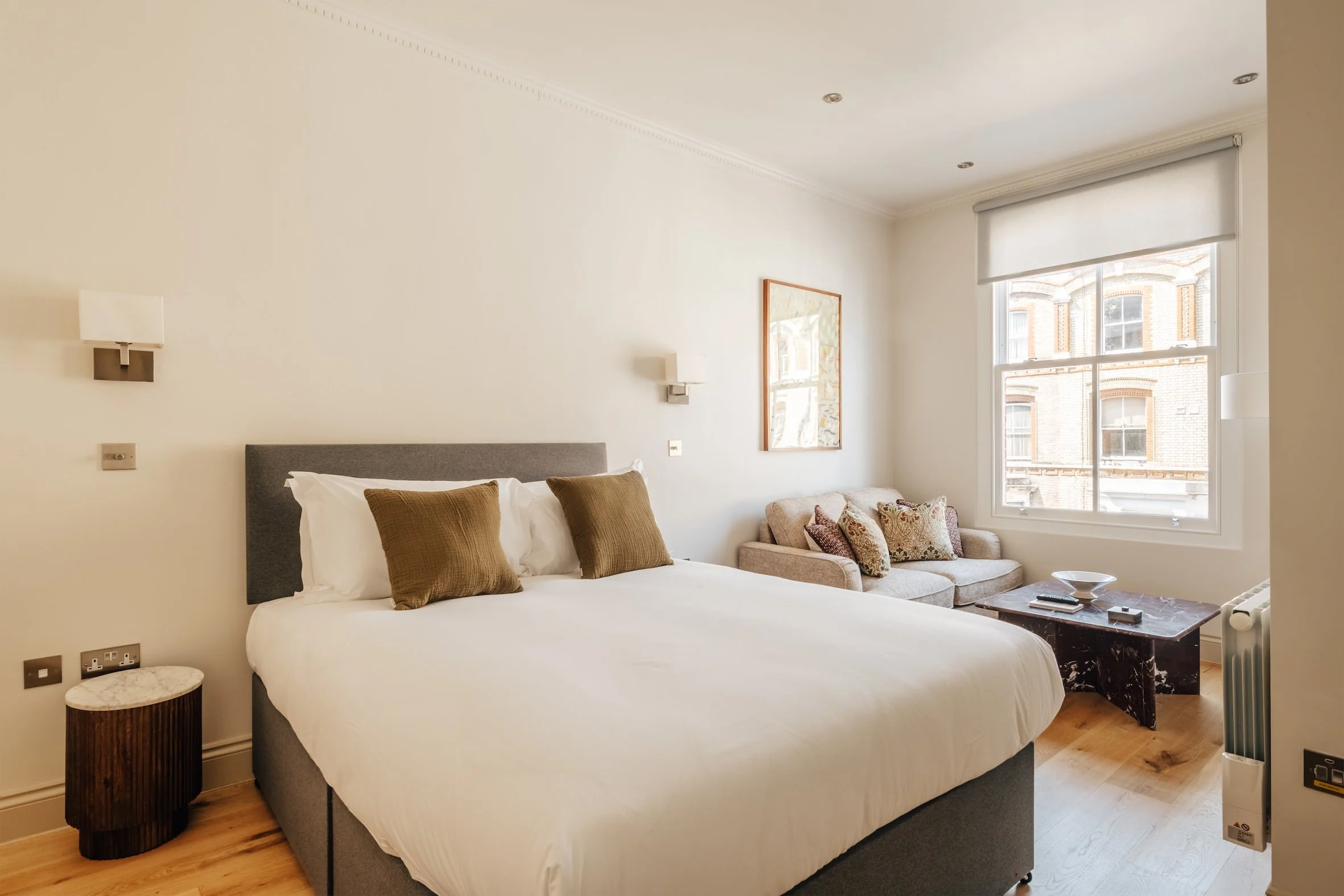 the-kensington-jewel-deluxe studio-5.jpg