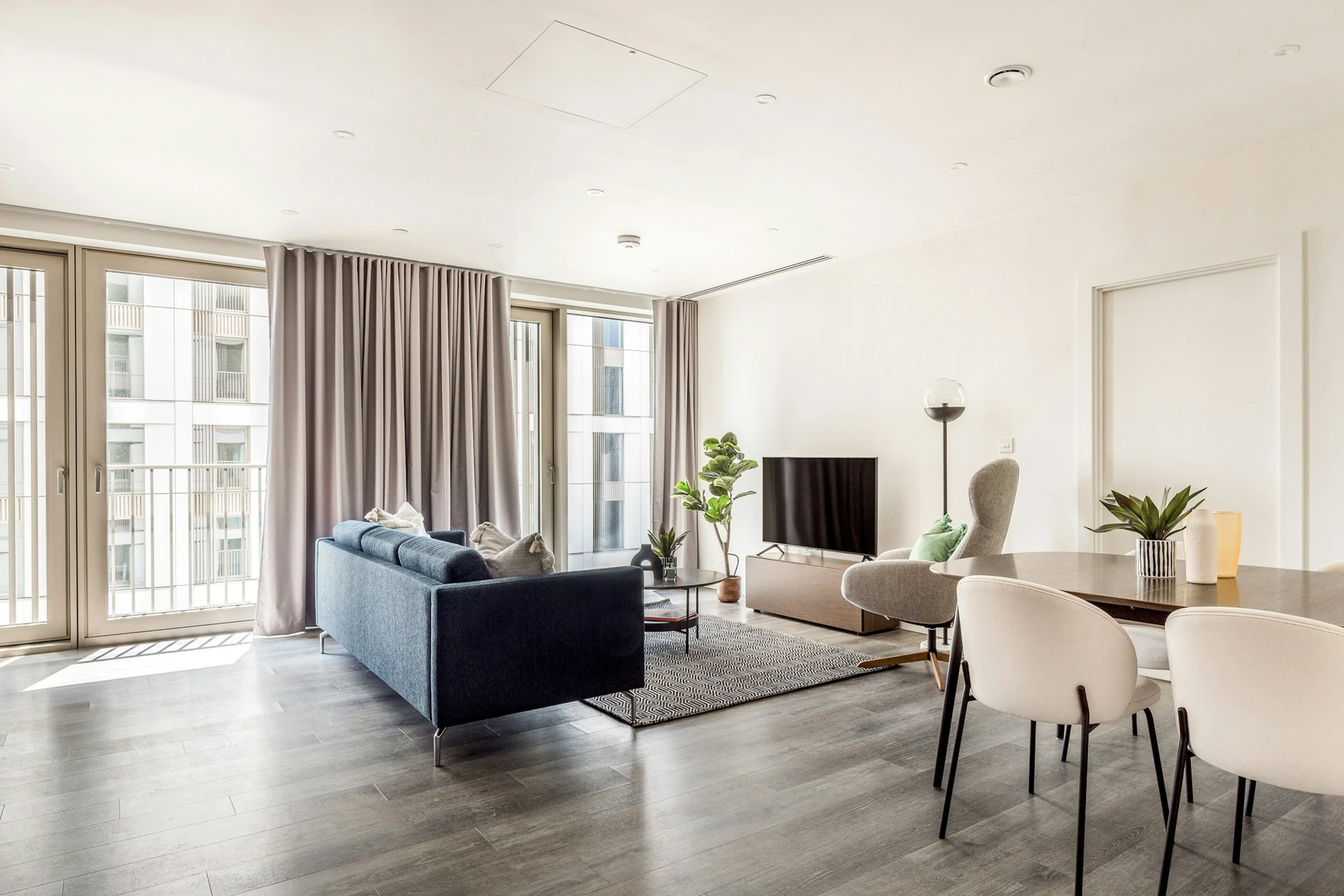 stratford-international-apartments-2 bed -2.jpg