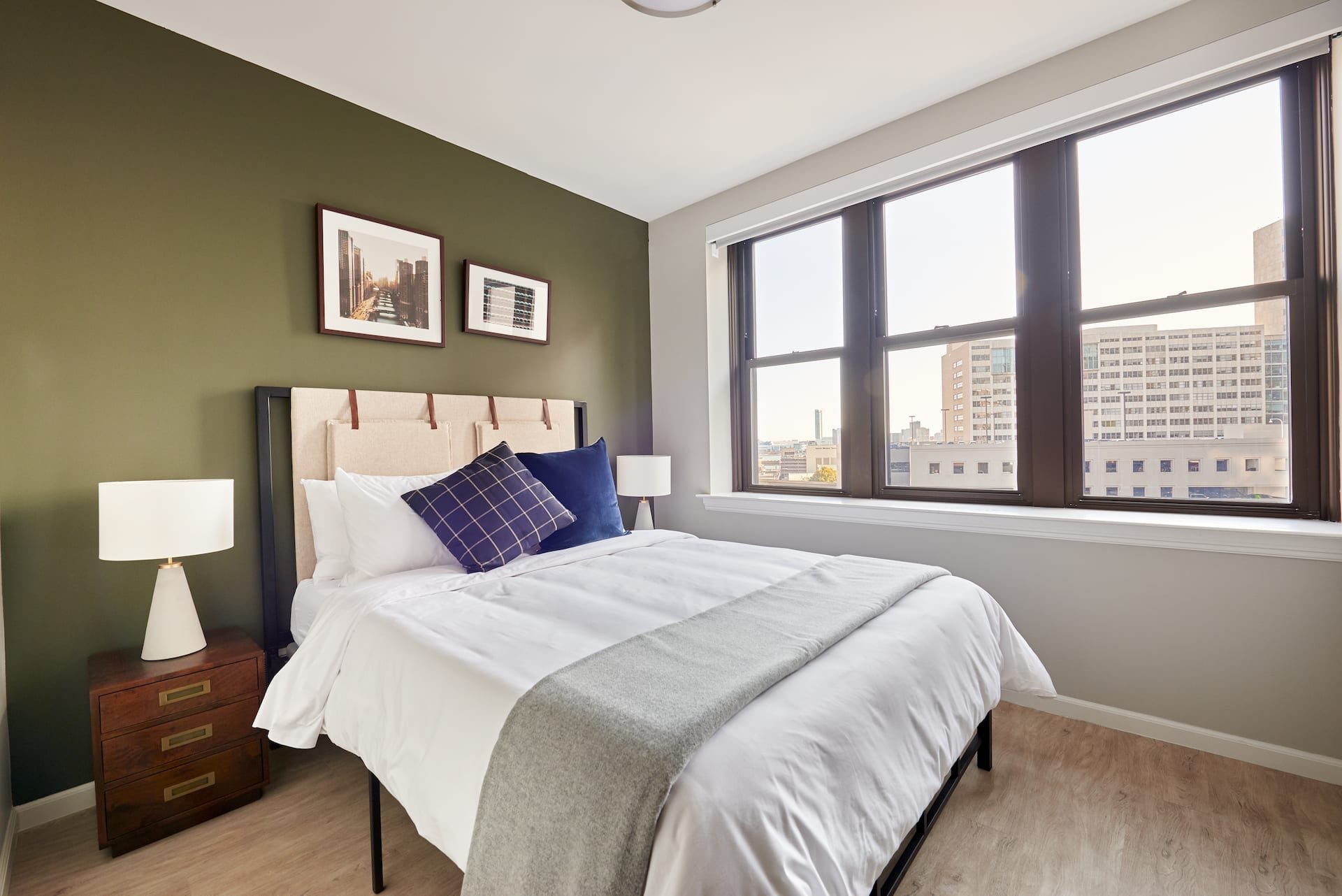 the-detroit-gem- 2 bed-4.jpg