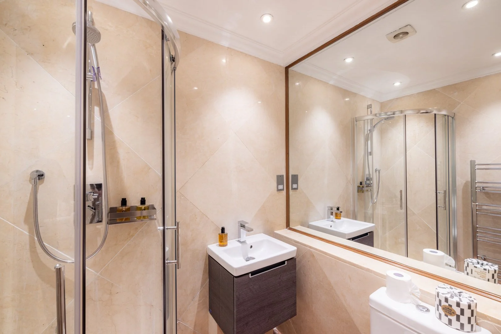 astwood-residences-deluxe-studio-2.jpg