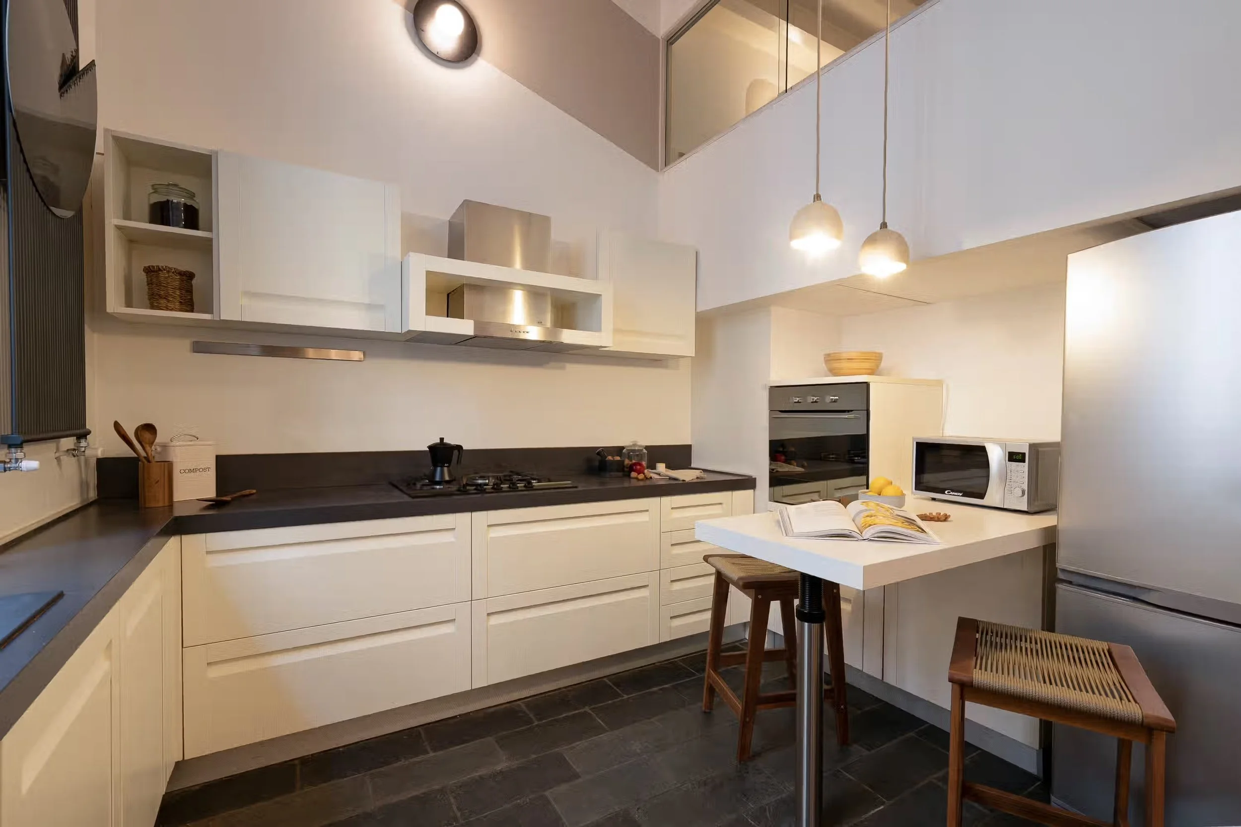 the-romana-gem-2 bed-4.jpeg