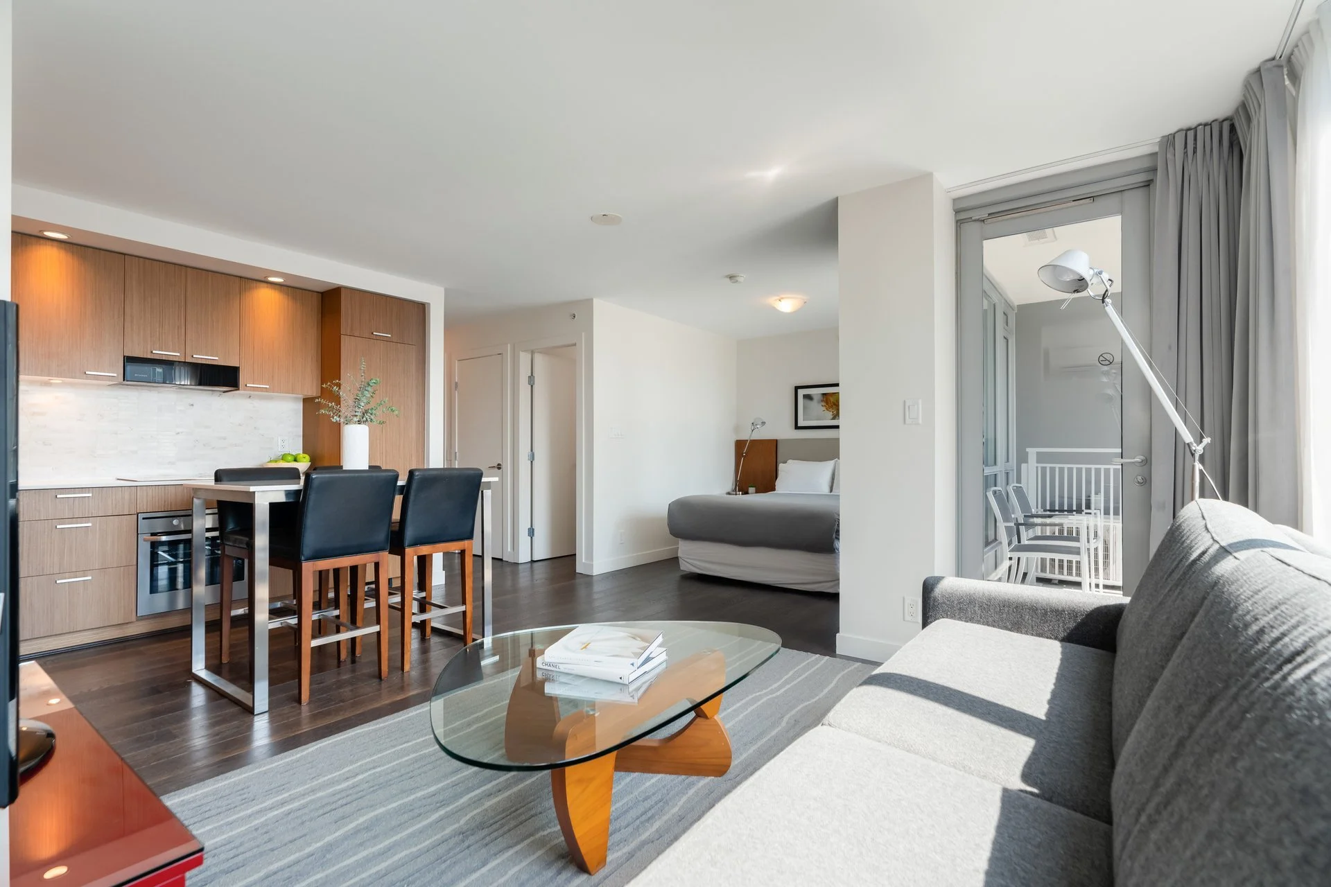 the-vancouver-heights-studio-4.jpg