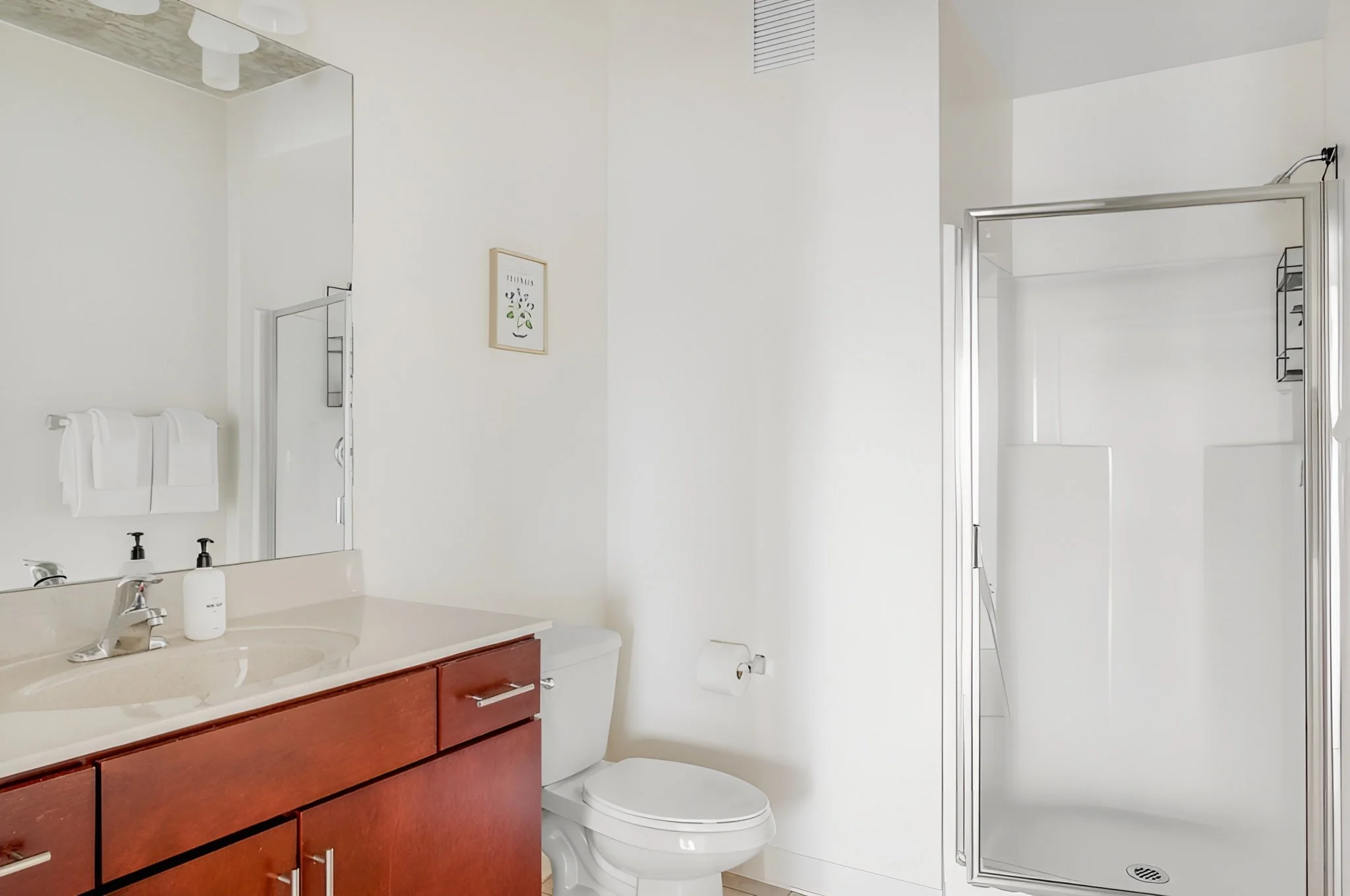 the-south-loop-gem-2 bed-10.jpg