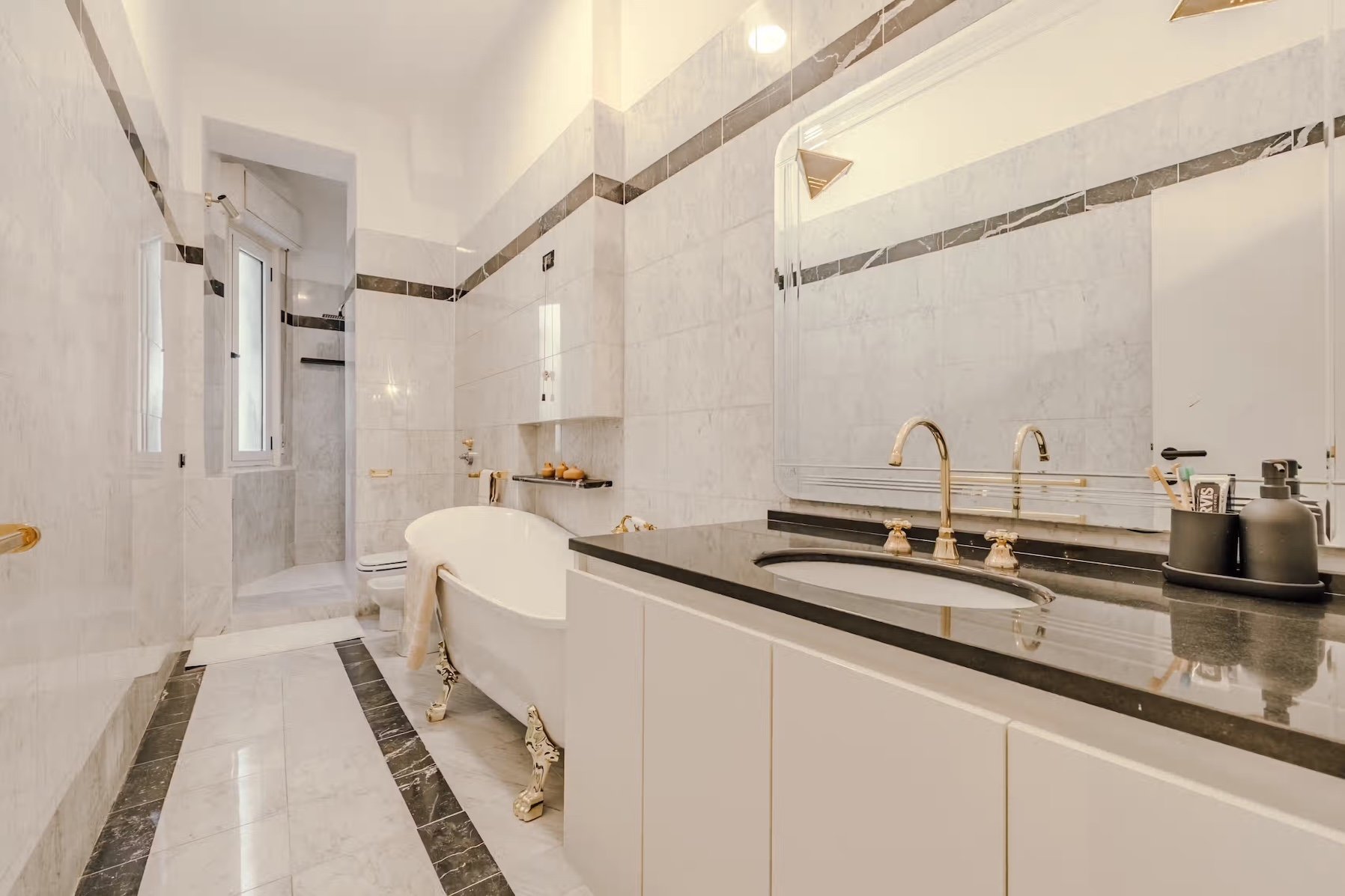 porta-venezia-views-2 bed -14.jpeg