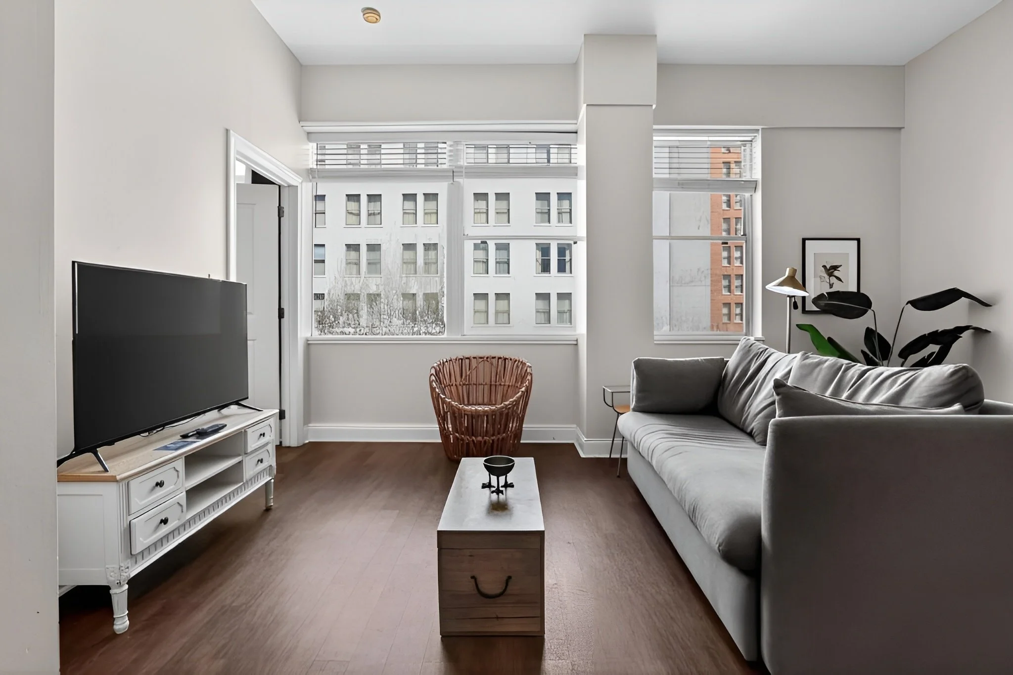new-orleans-views-1bed-2.jpg