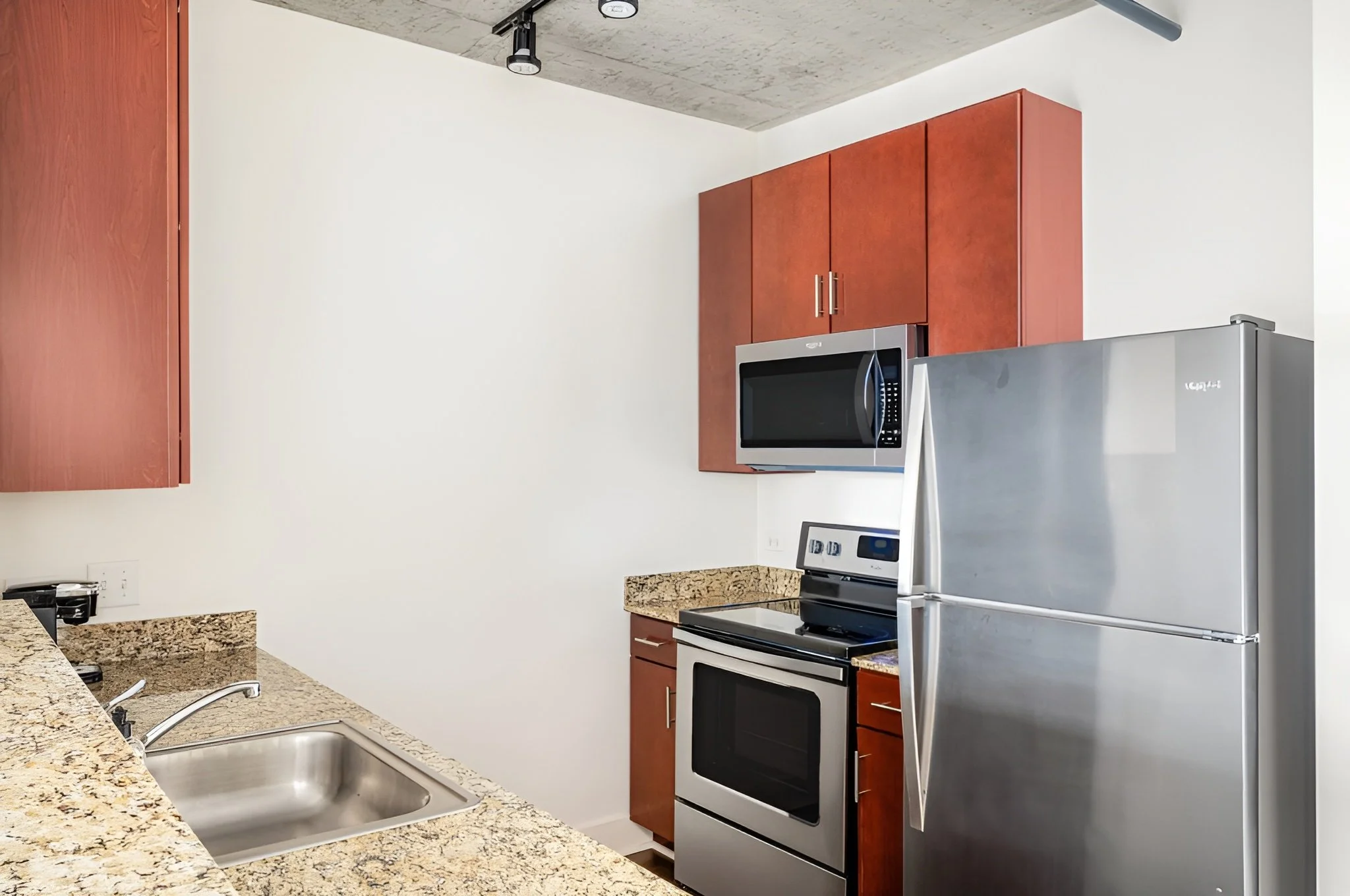 the-south-loop-gem-studio-6.jpg
