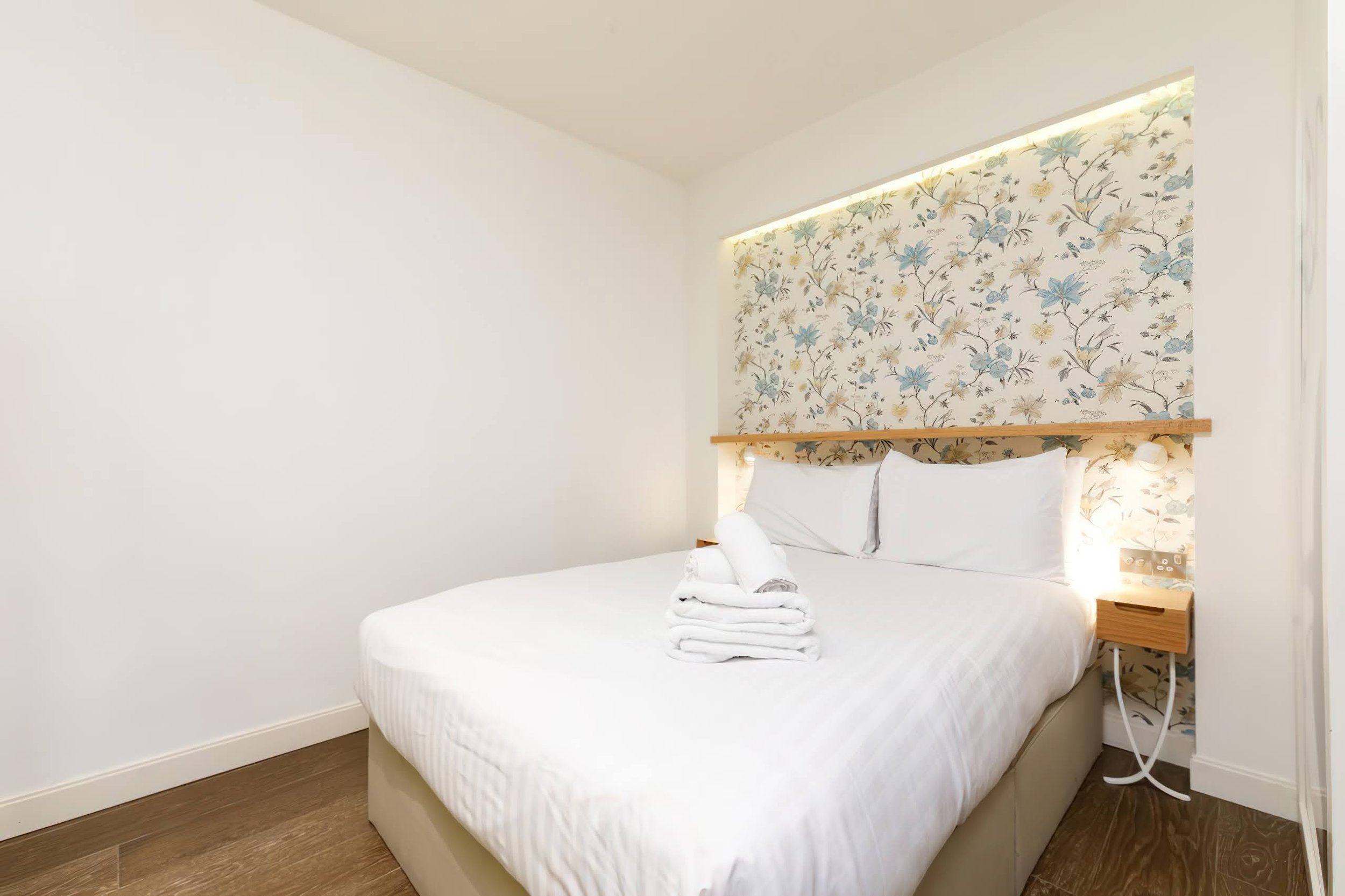 london-bridge-residences-1 bed-4.jpg