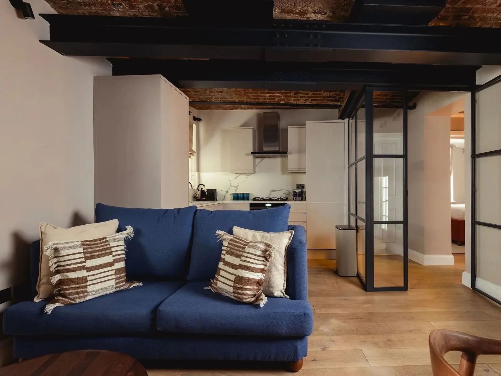 kensington-palace-quarters-2bed-5.jpeg