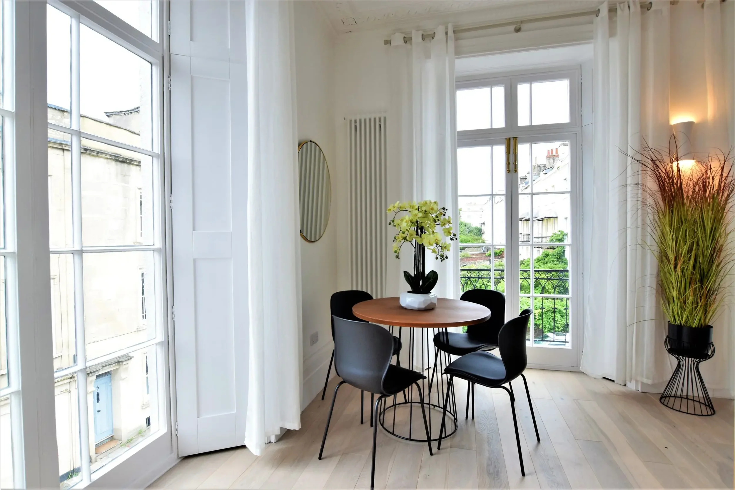 the-meridian-corner-1 bed-13.webp