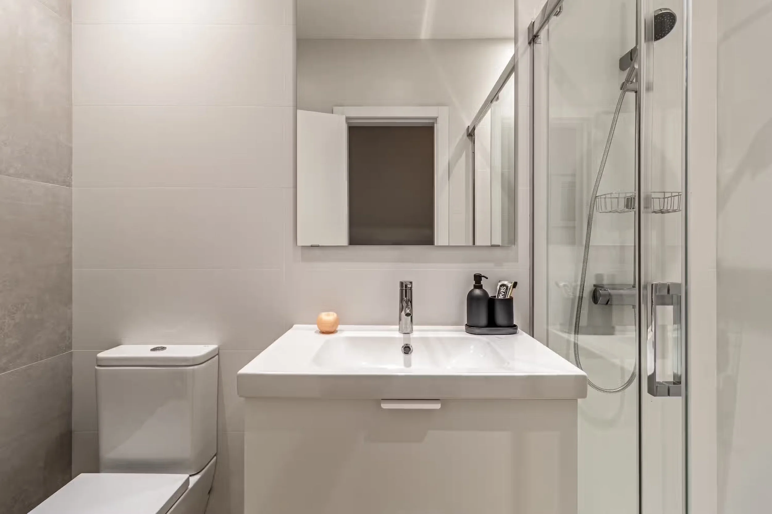 alonso-suites-2 bed-10.jpeg