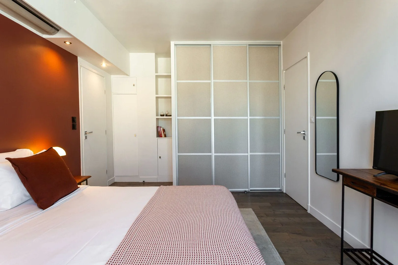 perronet-residences-2bed-3.jpg