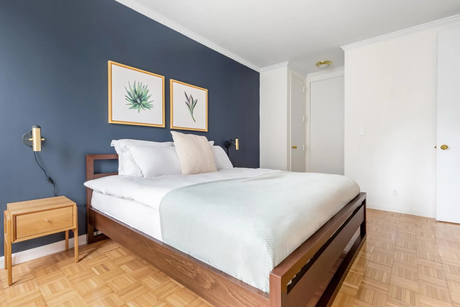 lexington-heights-2bed-10.jpeg