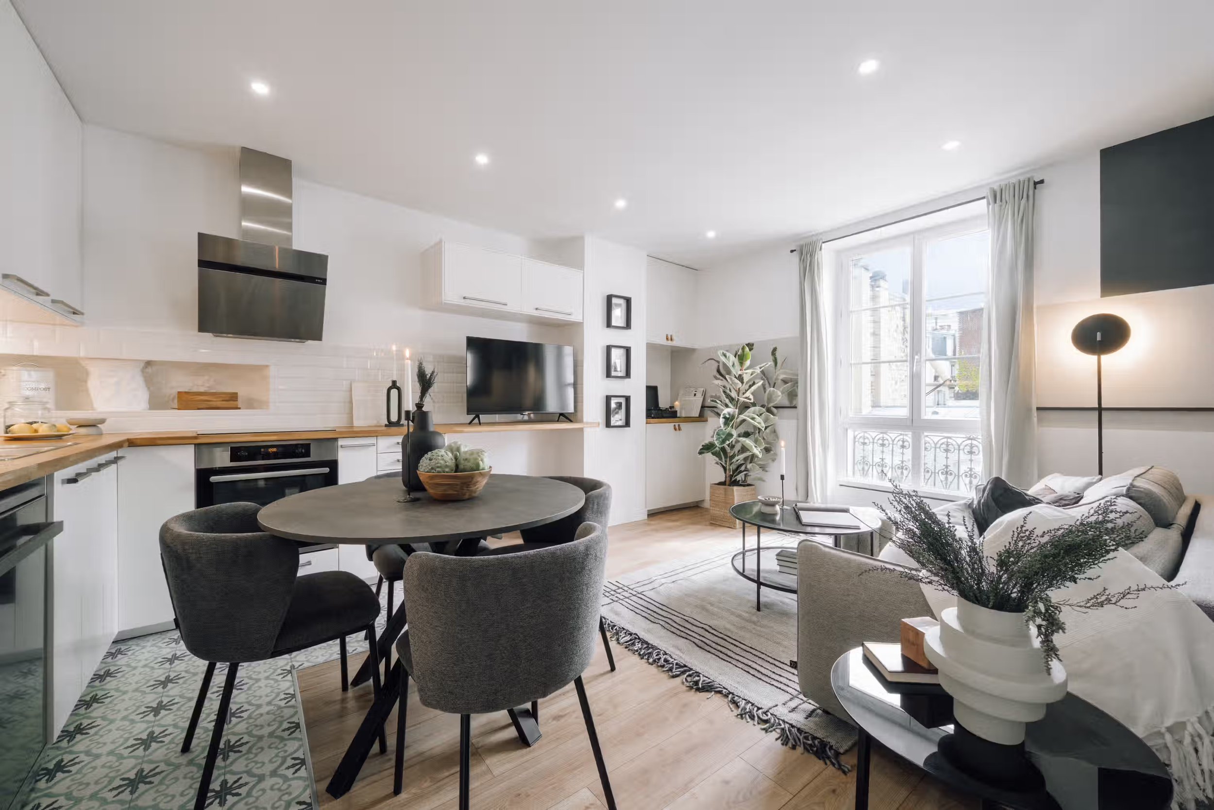 cambronne-royale-1 bed-6.jpeg