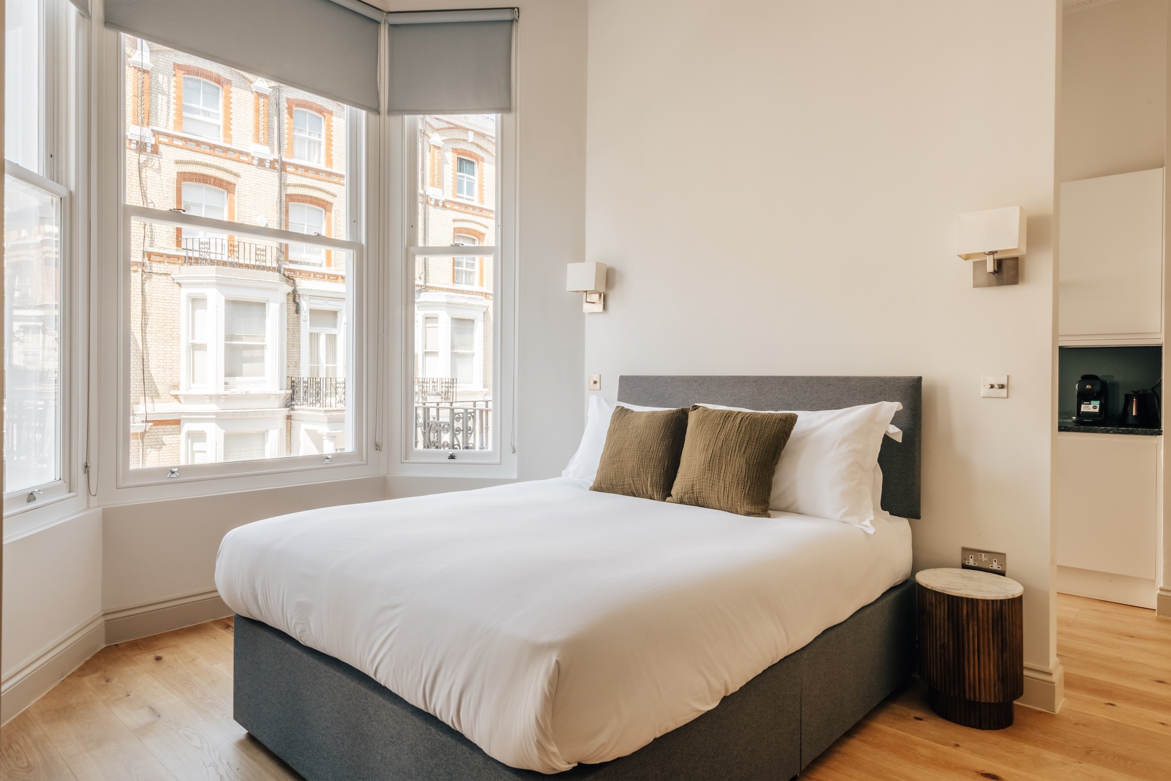 the-kensington-jewel-deluxe studio-8.jpg