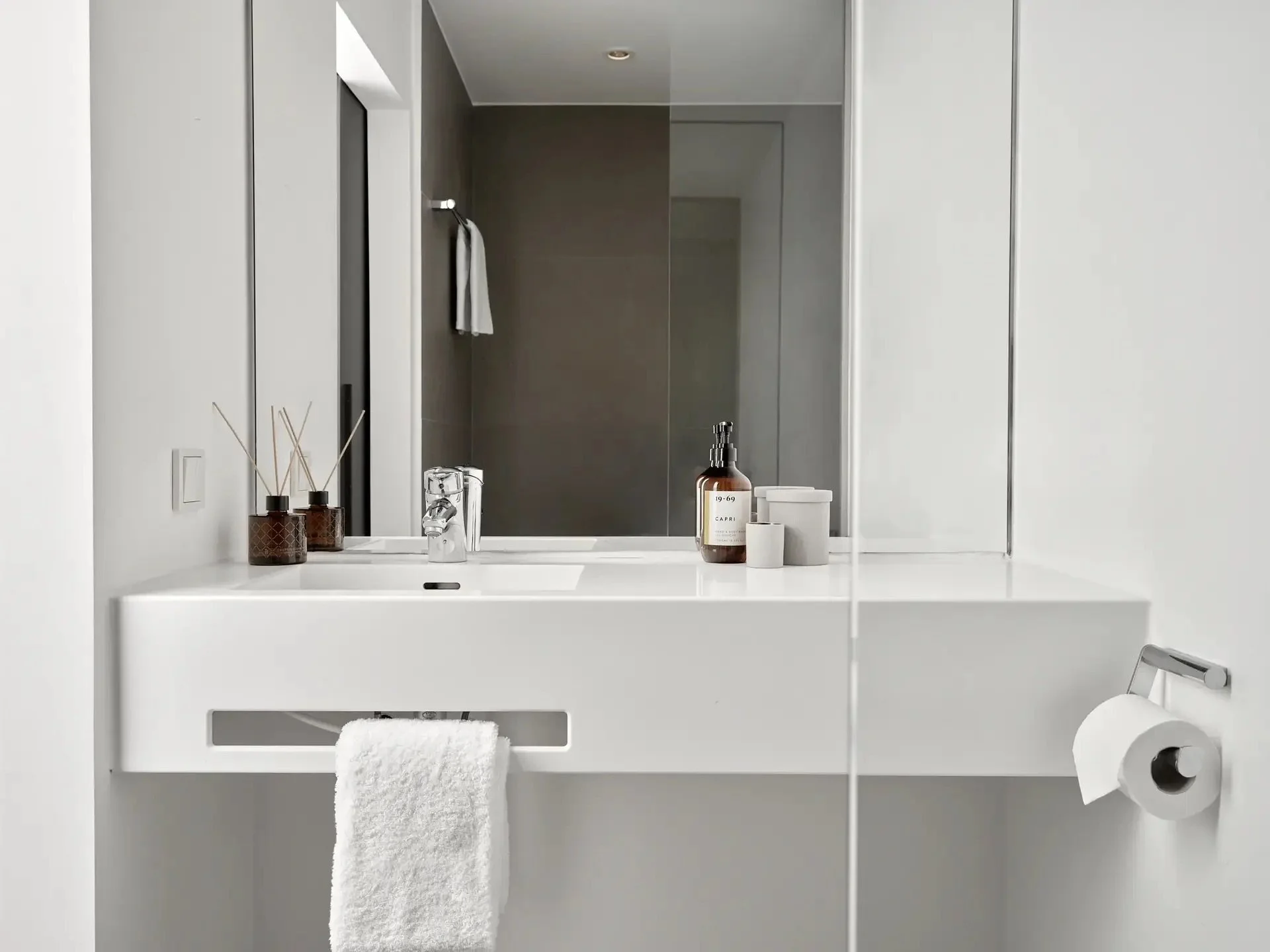 the-english-garden-suites-studio-1.jpeg
