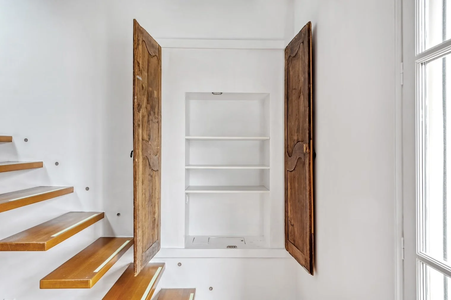 maubourg-living-2-1bed-3.jpeg