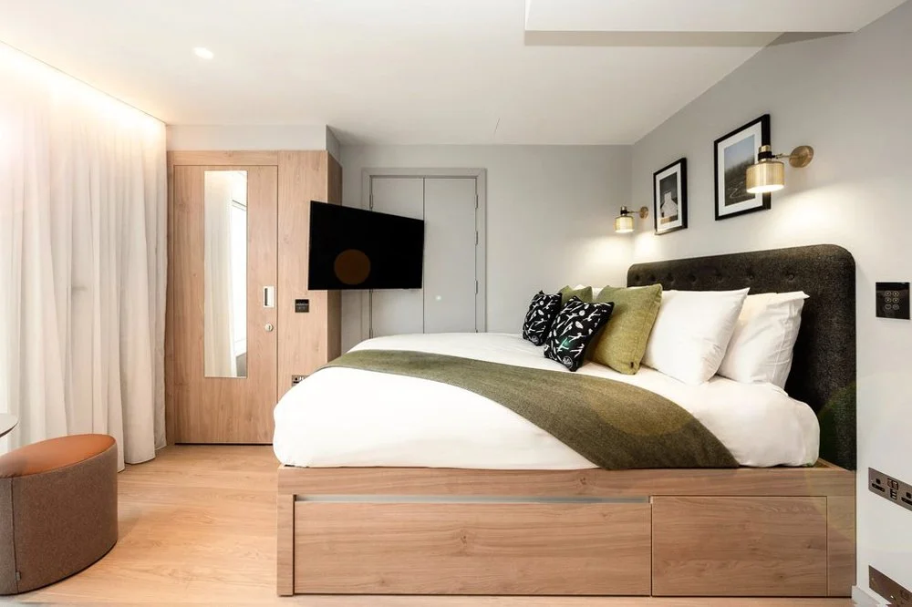 Aldgate Private Apartments.jpg